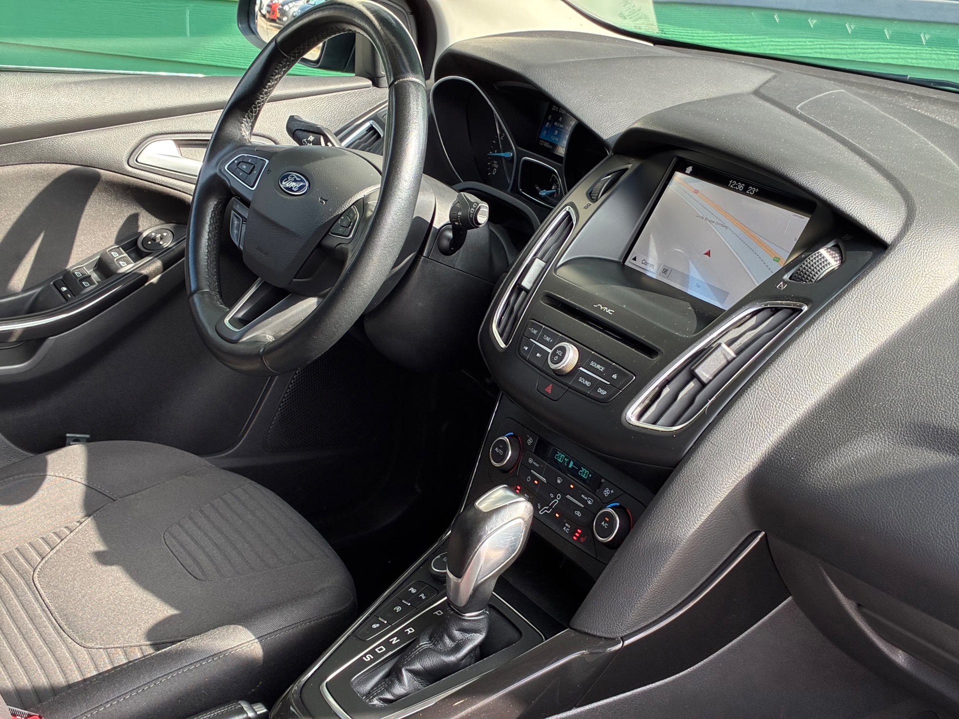 Ford Focus Wagon 1.0 Titanium (2017), foto 15