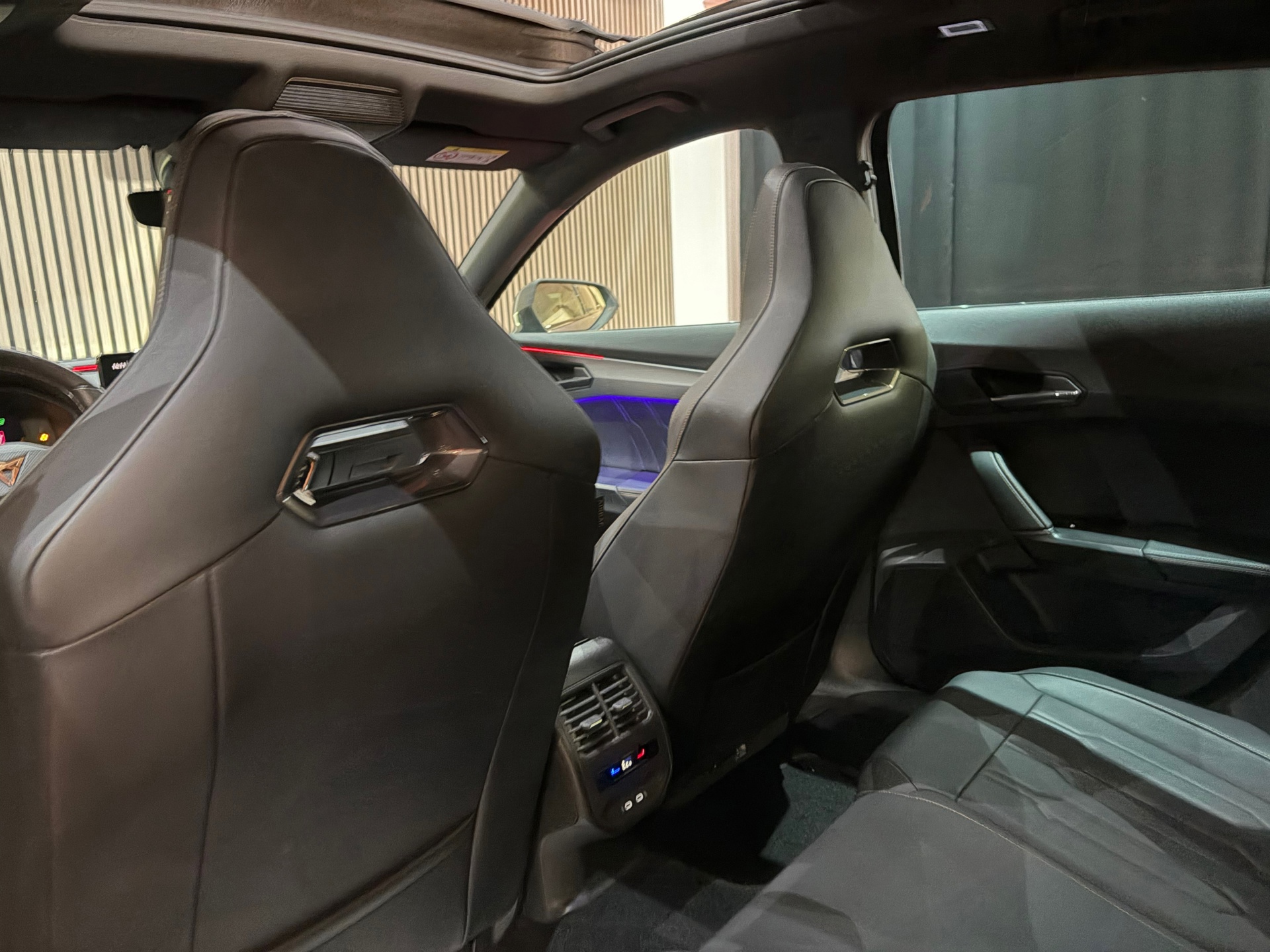CUPRA Formentor 1.4 e-Hybrid VZ Copper Edition (2023), foto 24