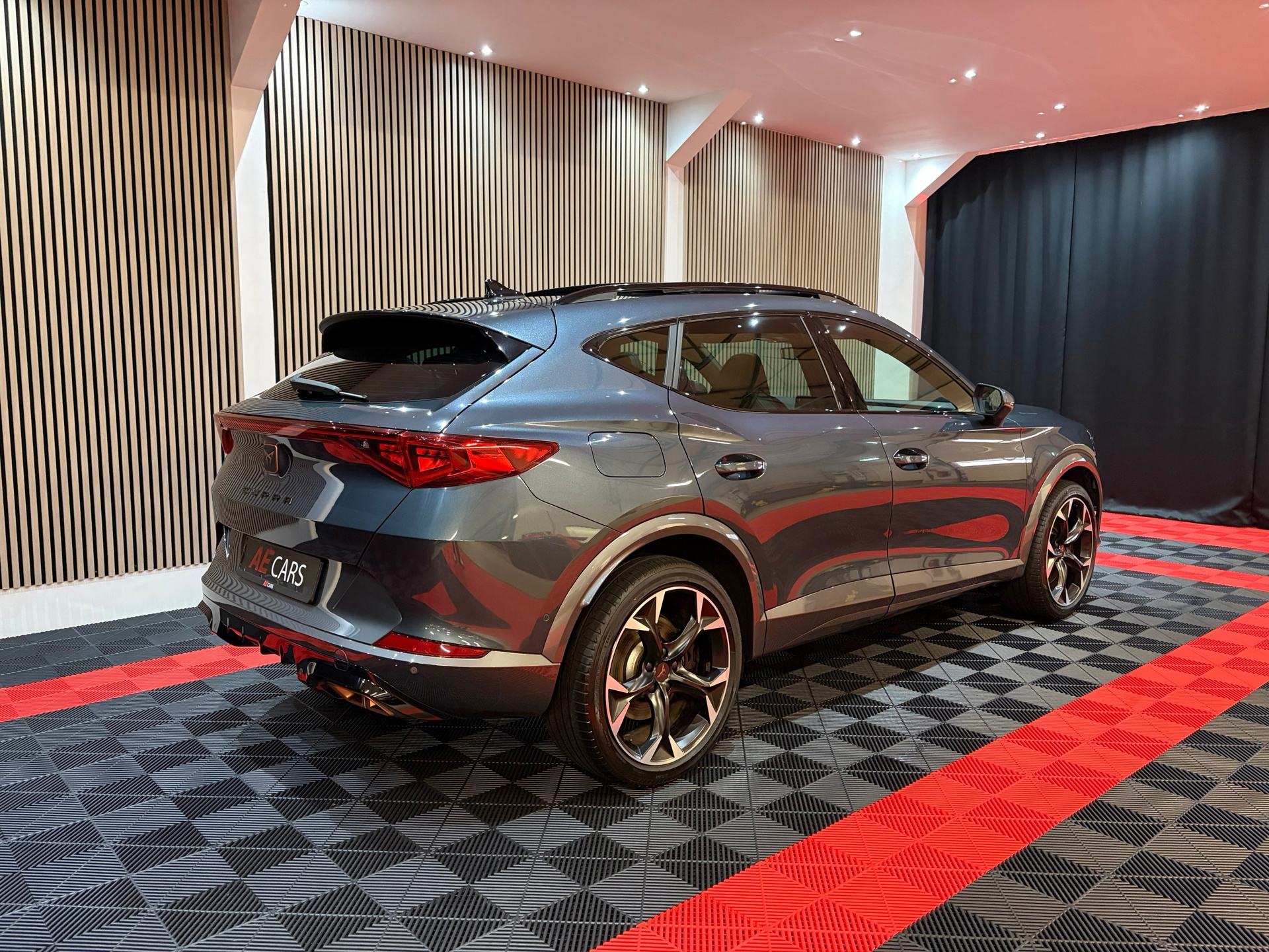 CUPRA Formentor 1.4 e-Hybrid VZ Copper Edition (2023), foto 5