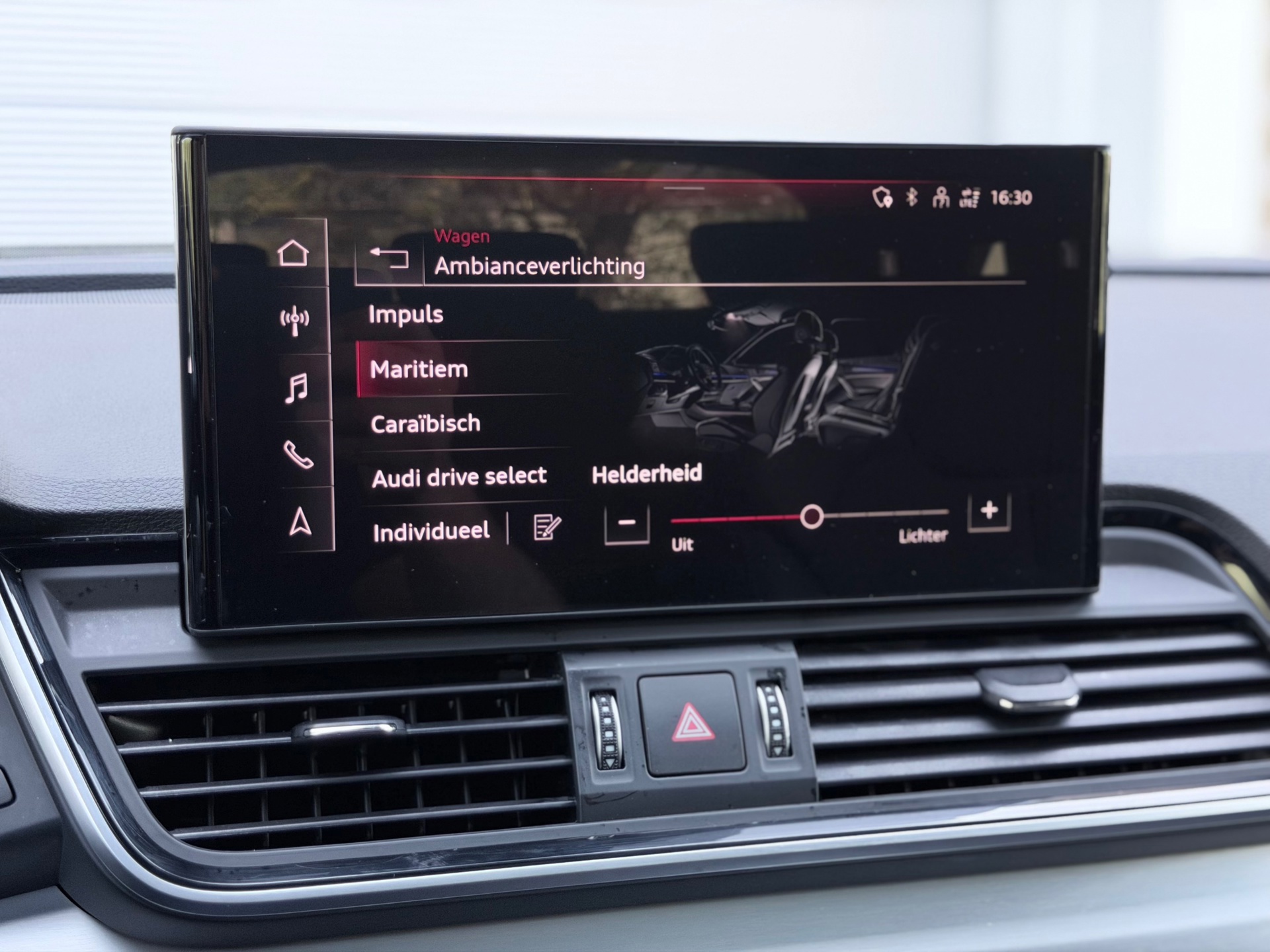 Audi Q5 Sportback 55 TFSI e S edition (2023), foto 28