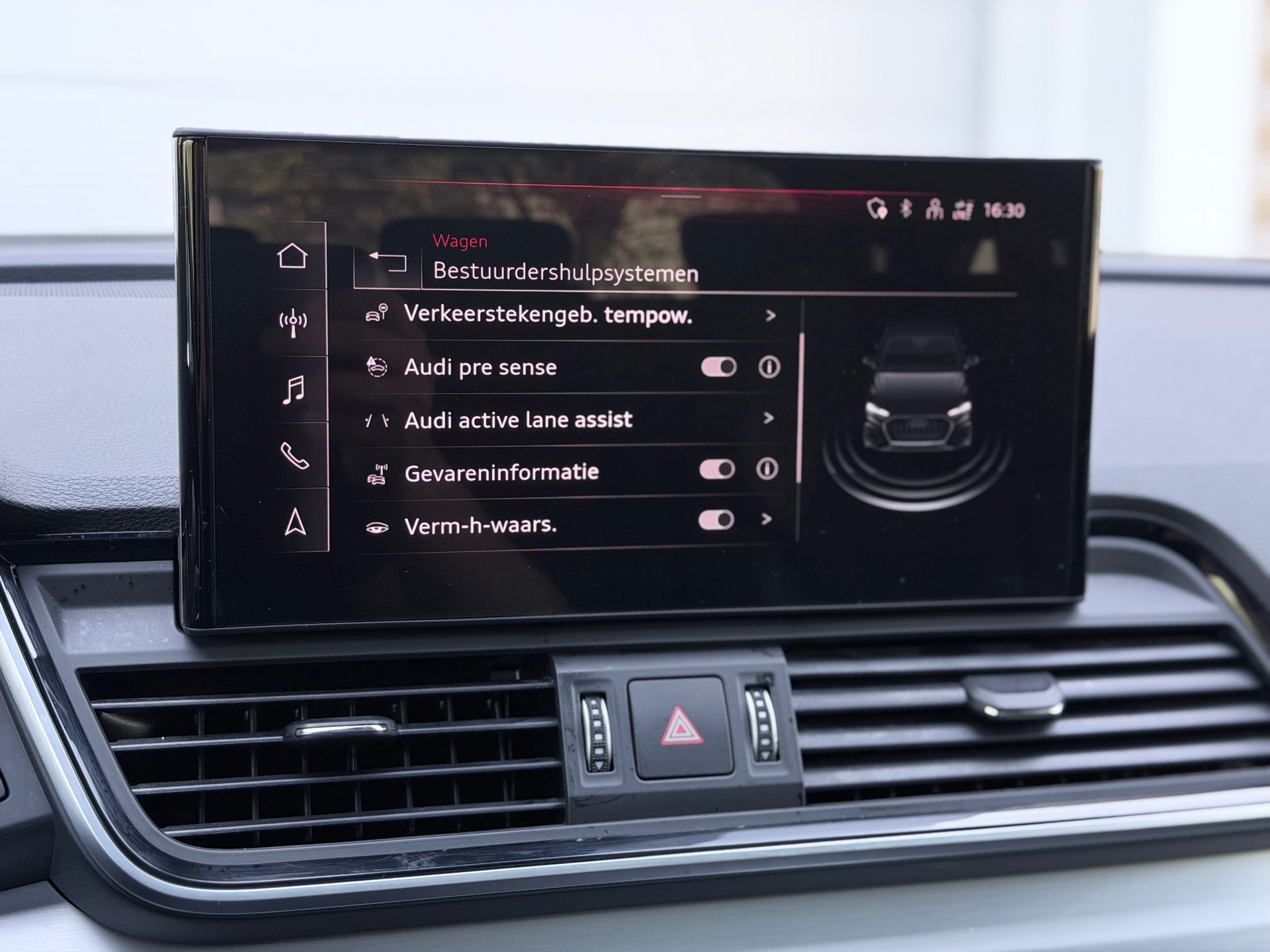 Audi Q5 Sportback 55 TFSI e S edition (2023), foto 29