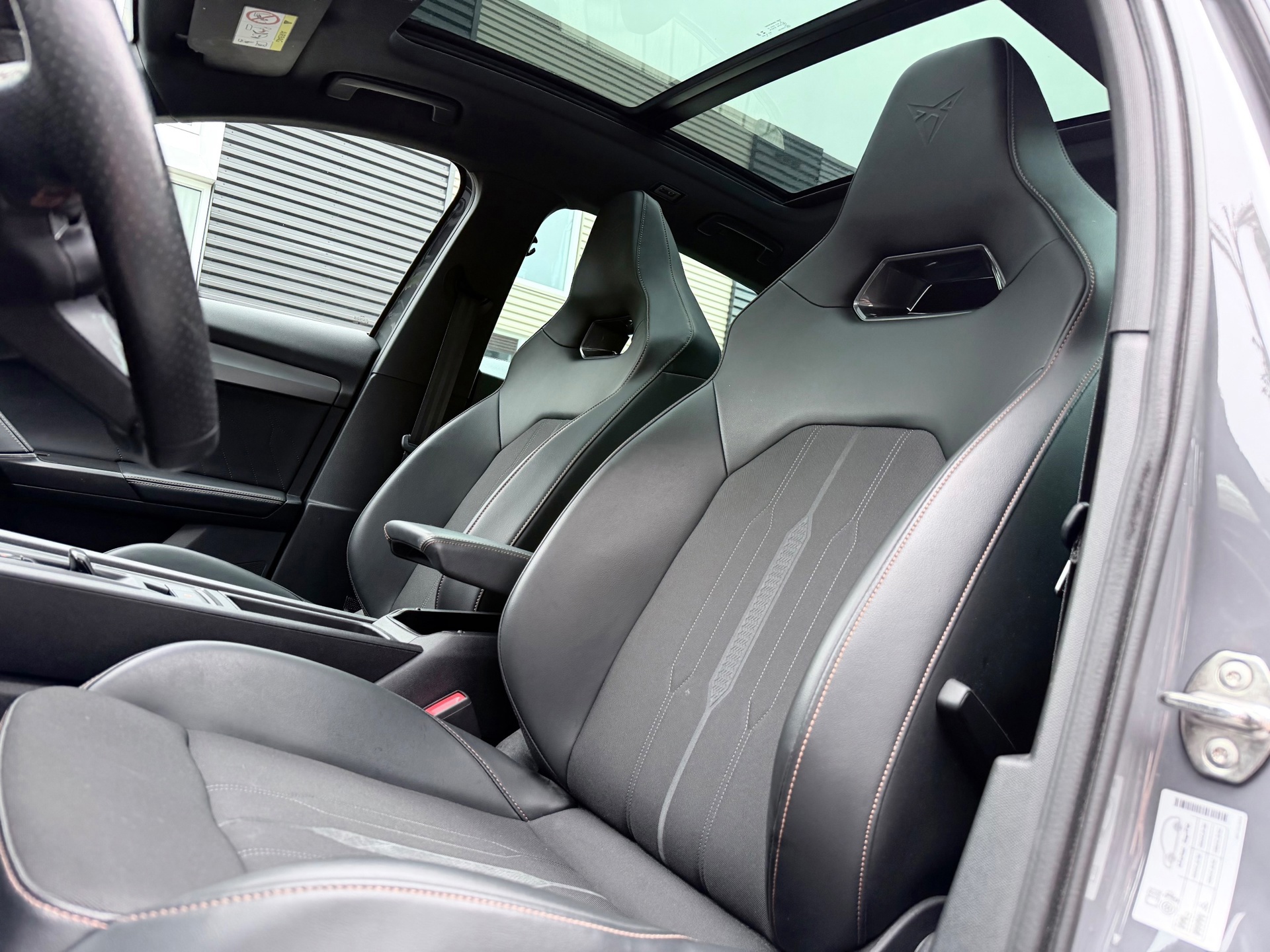 CUPRA Formentor 1.4 e-Hybrid VZ Copper Edition (2022), foto 10