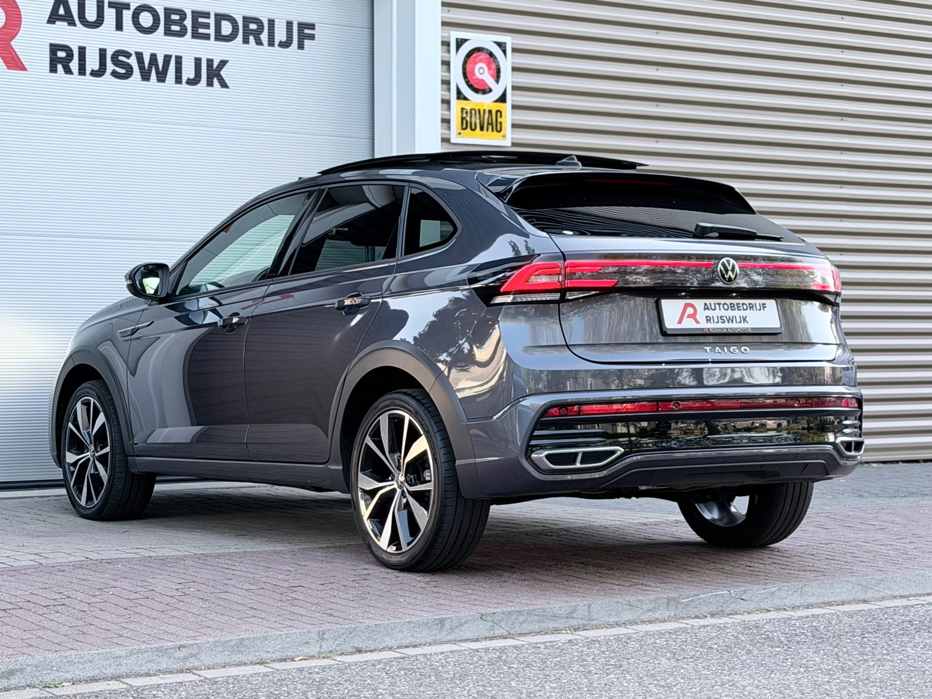 Volkswagen Taigo 1.5 TSI R-Line (2022), foto 7