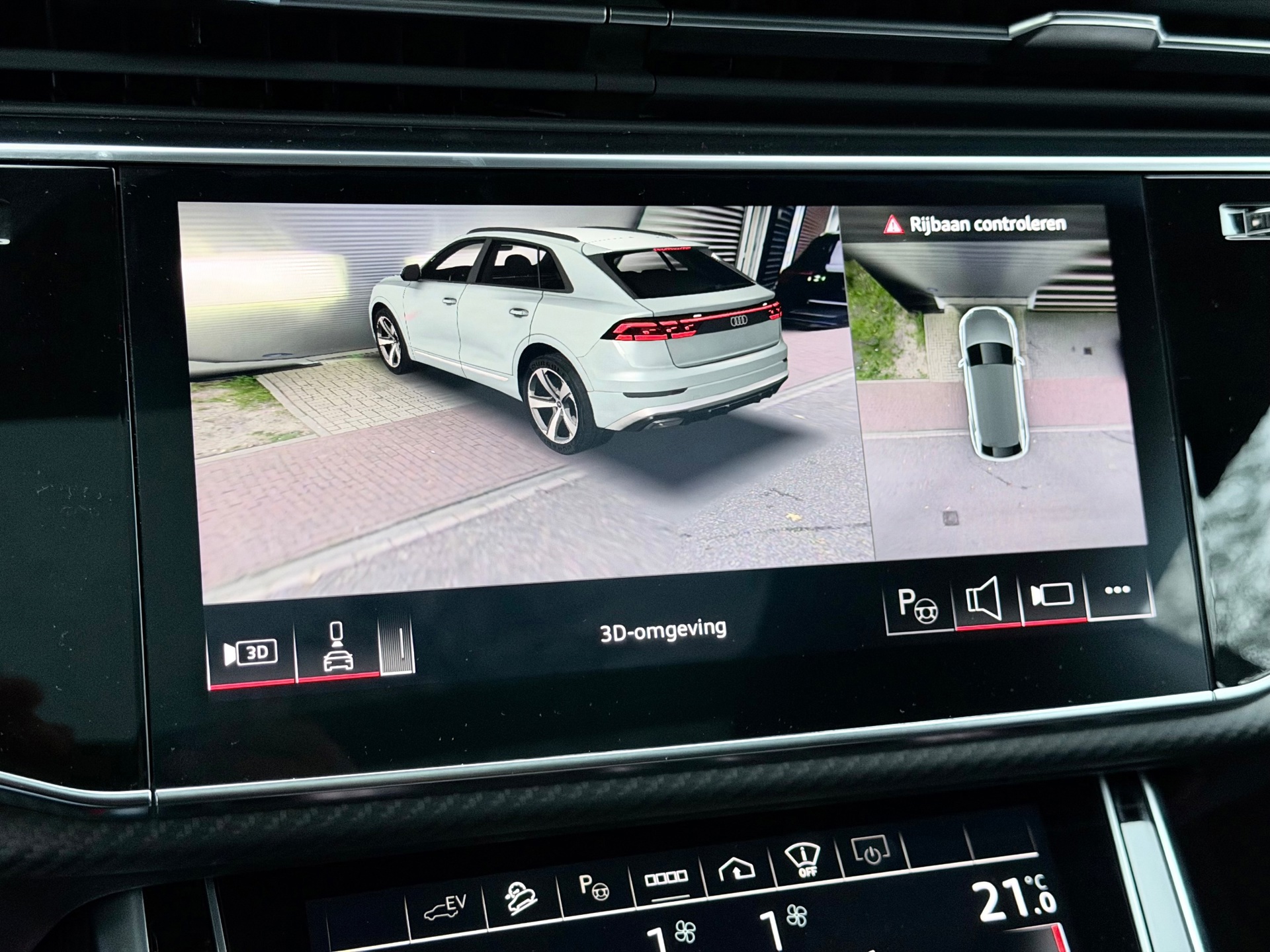 Audi Q8 60 TFSI e quattro Pro Line S Competition (2026), foto 33