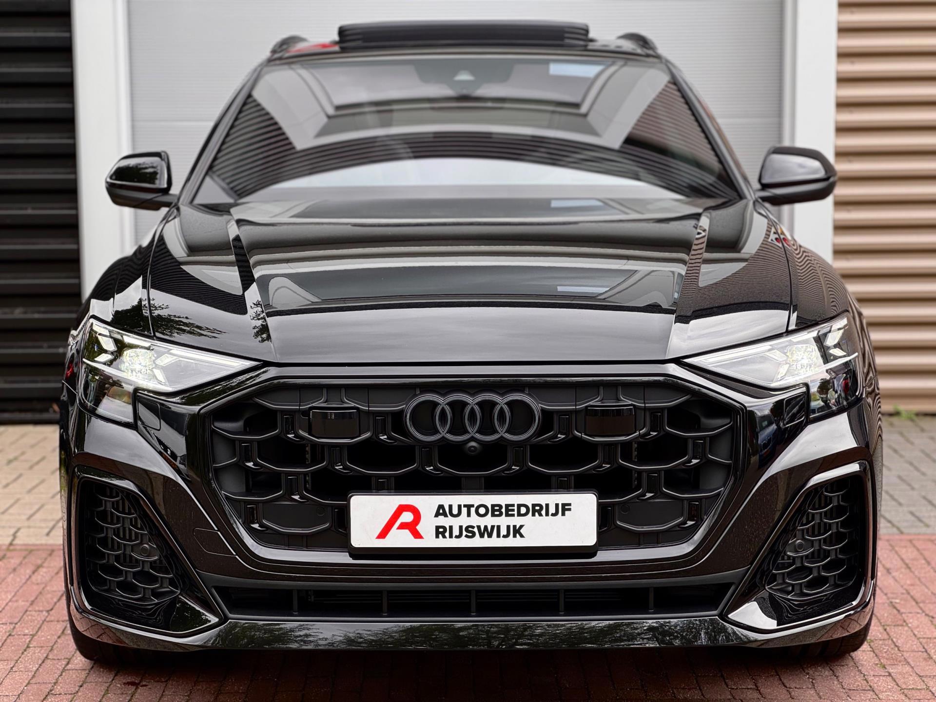 Audi Q8 60 TFSI e quattro Pro Line S Competition (2026), foto 8