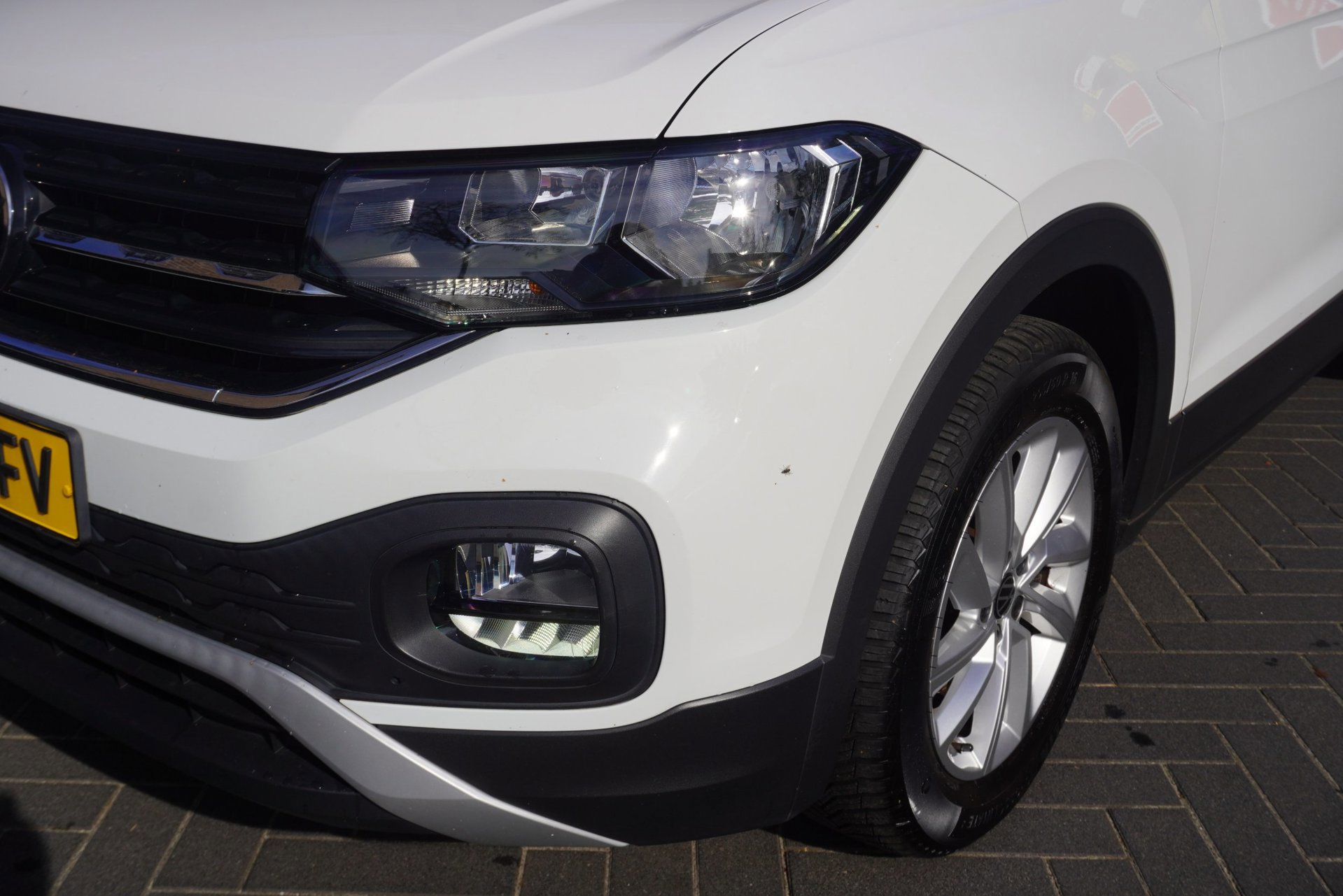 Volkswagen T-Cross 1.0 TSI Life (2020), foto 2