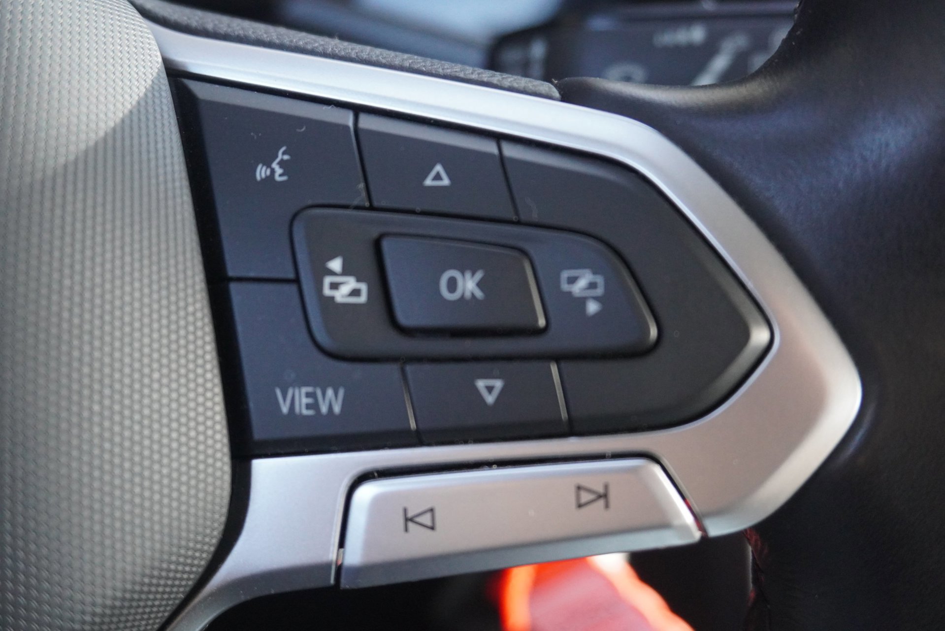 Volkswagen T-Cross 1.0 TSI Life (2020), foto 13