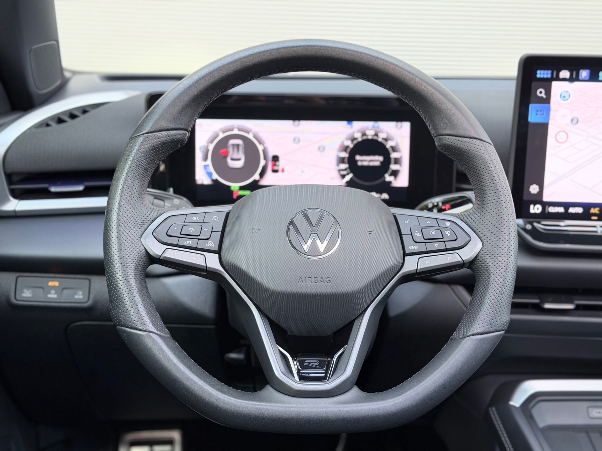 Volkswagen T-Roc 1.5 eTSI R-Line (2026), foto 14