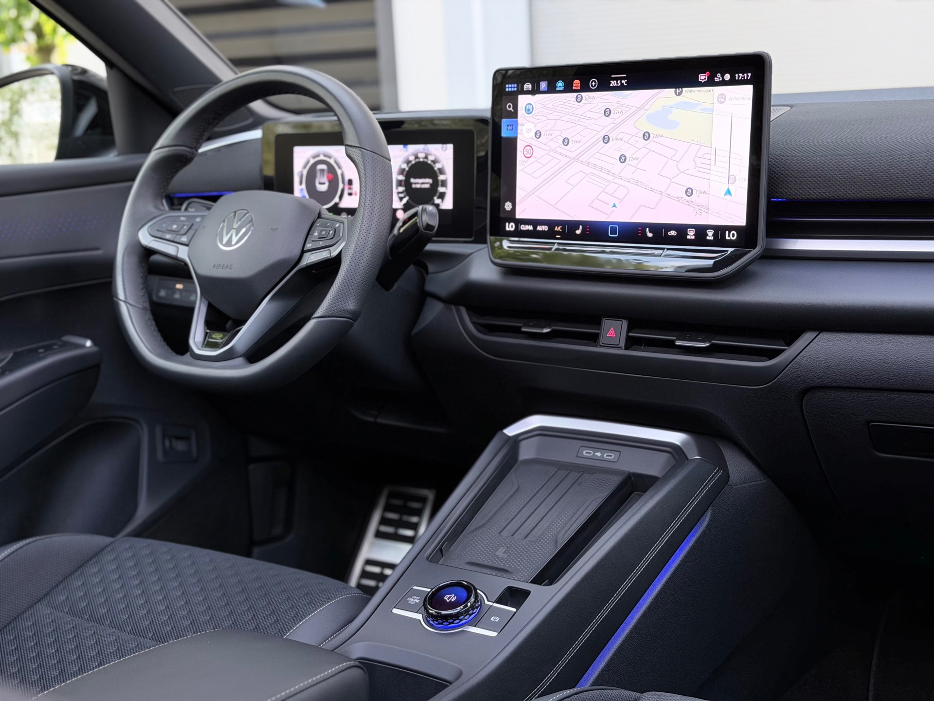 Volkswagen T-Roc 1.5 eTSI R-Line (2026), foto 17