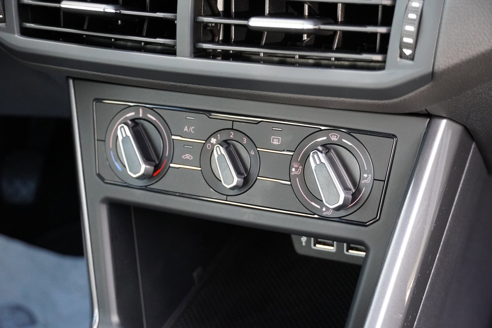 Volkswagen Polo 1.0 TSI 5-deurs (2018), foto 24