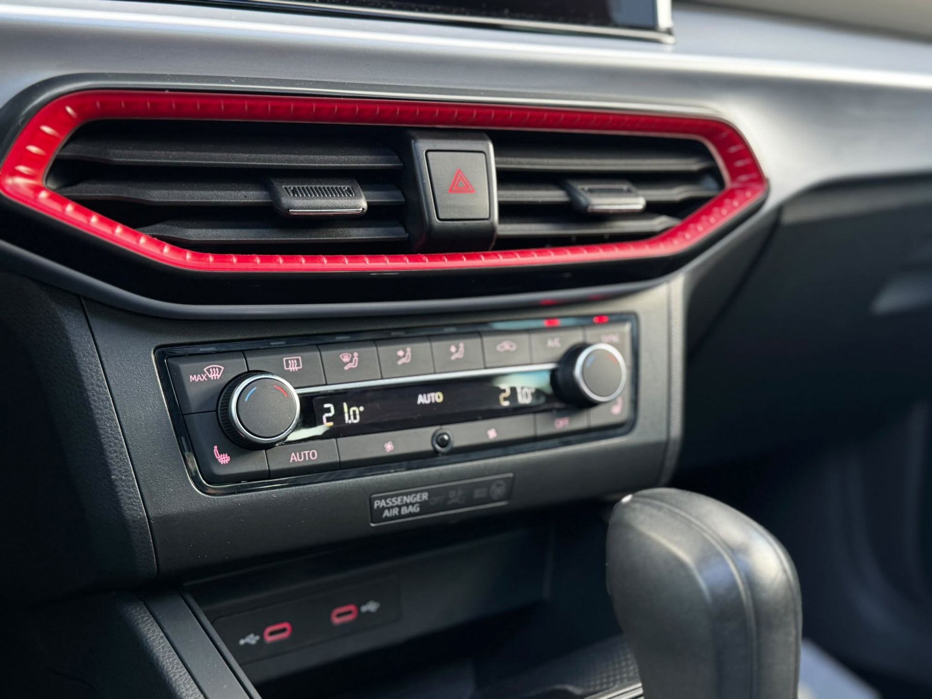 Seat Ibiza 1.0 EcoTSI FR (2023), foto 21