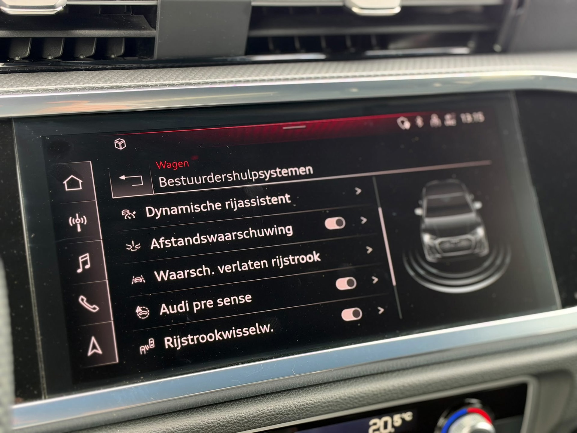 Audi Q3 Sportback 45 TFSIe 3x S-LINE (2023), foto 32
