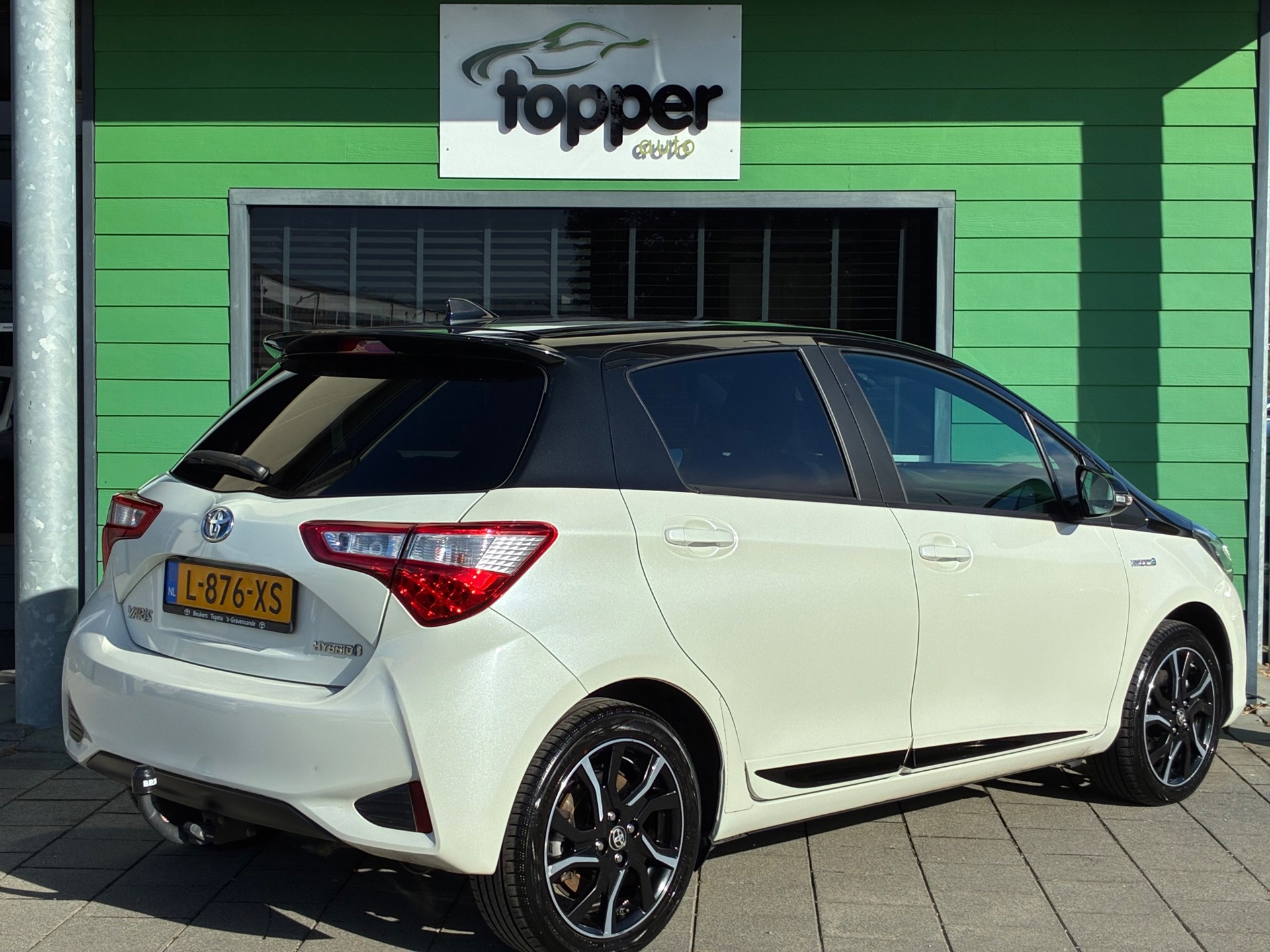 Toyota Yaris 1.5 Hybrid Bi-Tone (2018), foto 3