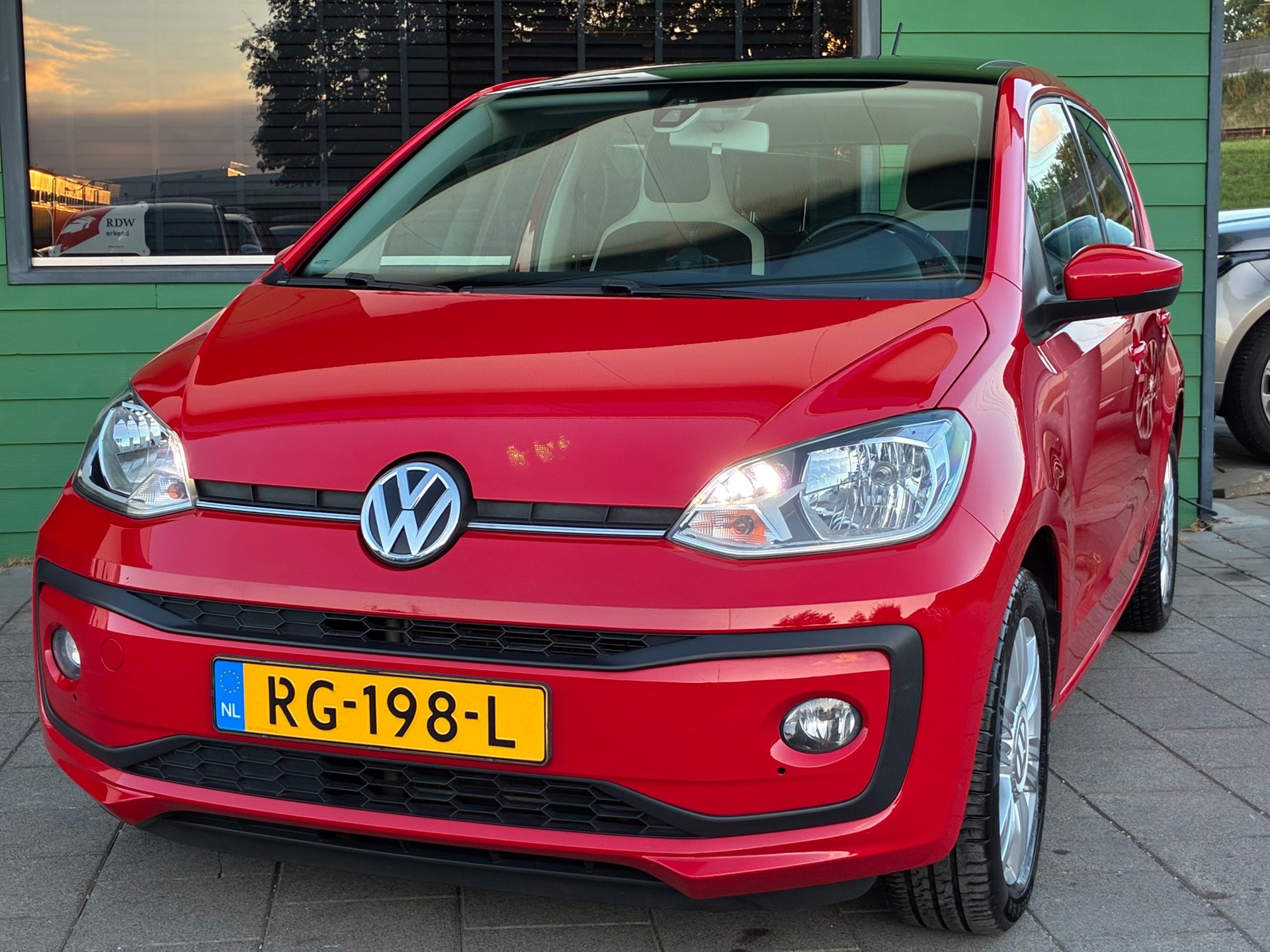 Volkswagen Up! 1.0 BMT high up (2017), foto 4