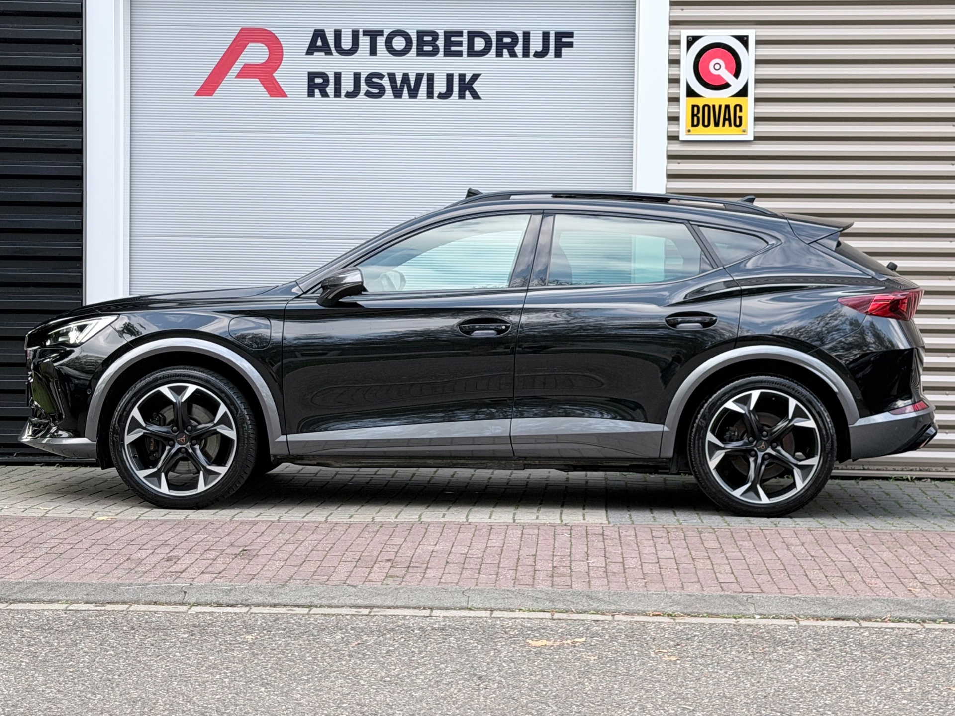 CUPRA Formentor 1.4 e-Hybrid VZ Performance (2023), foto 2