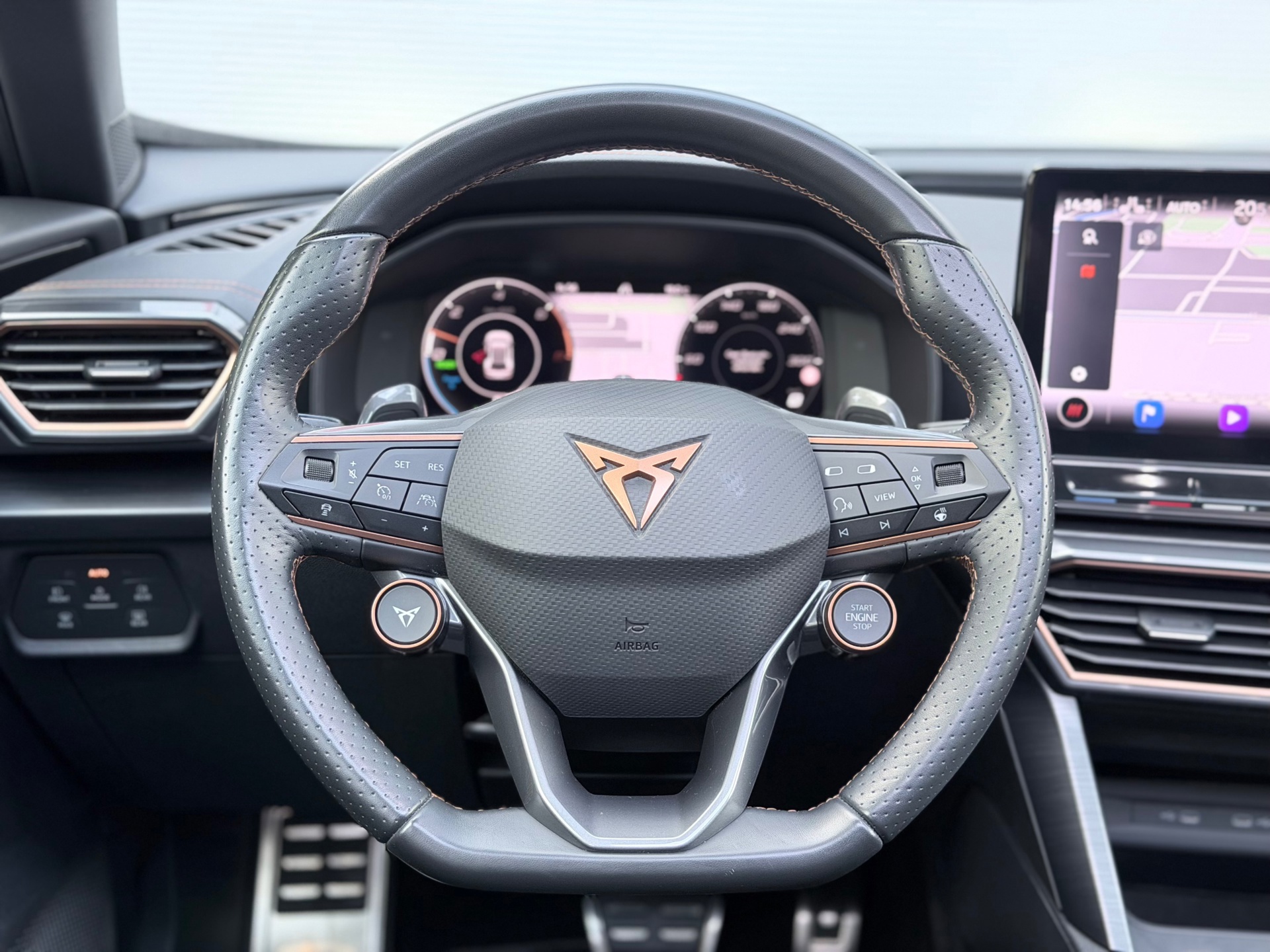 CUPRA Formentor 1.4 e-Hybrid VZ Performance (2023), foto 14