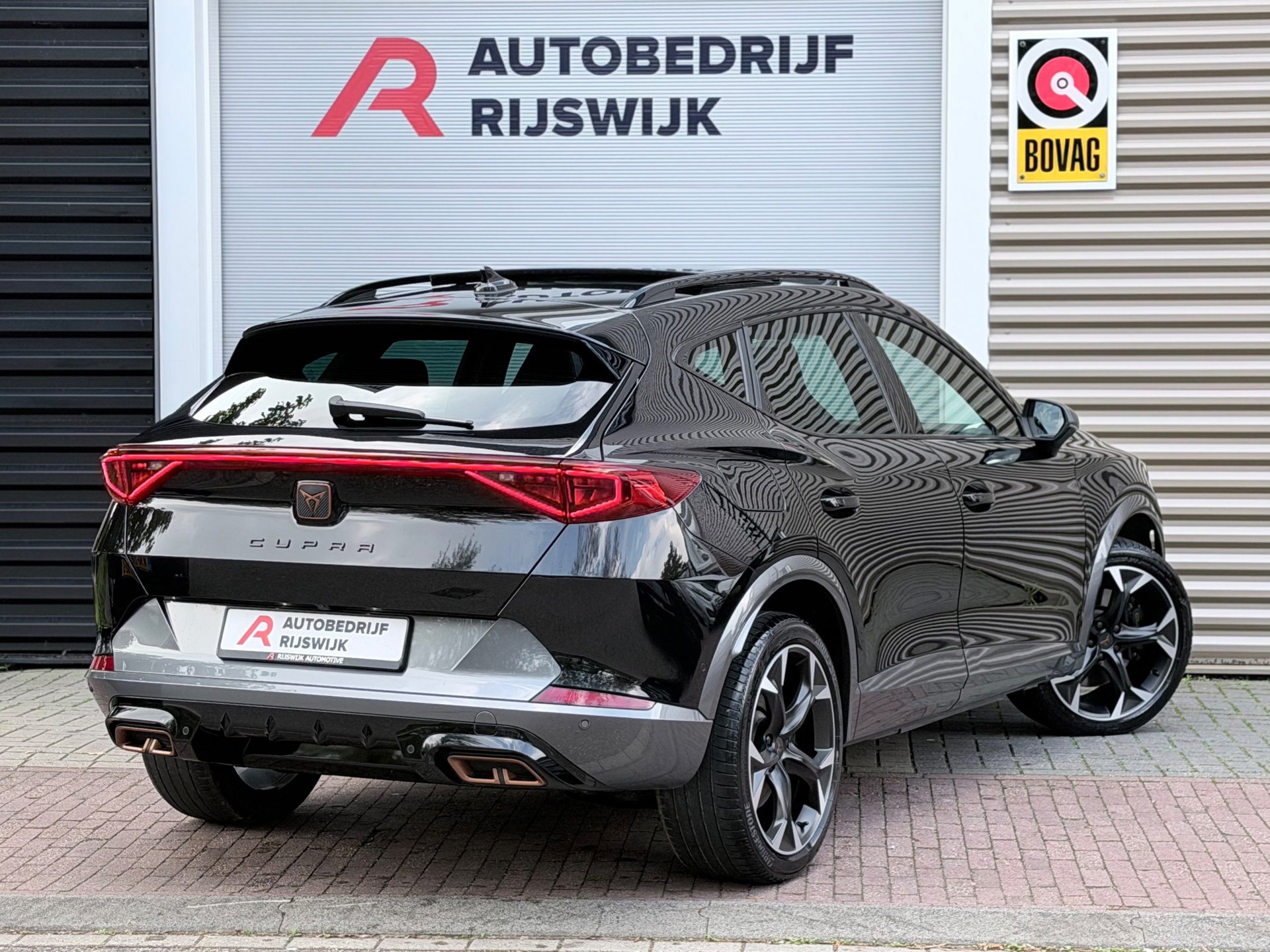 CUPRA Formentor 1.4 e-Hybrid VZ Performance (2023), foto 4