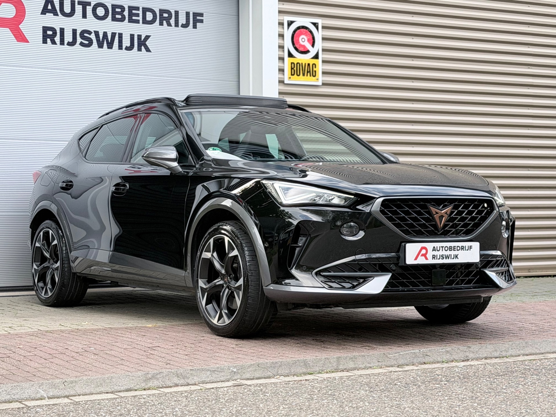 CUPRA Formentor 1.4 e-Hybrid VZ Performance (2023), foto 9