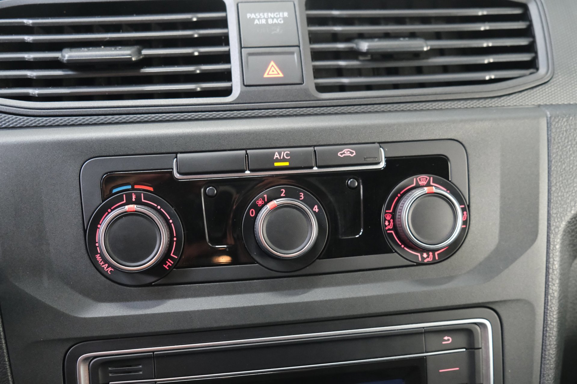 Volkswagen Caddy 1.0 TSI (2018), foto 18