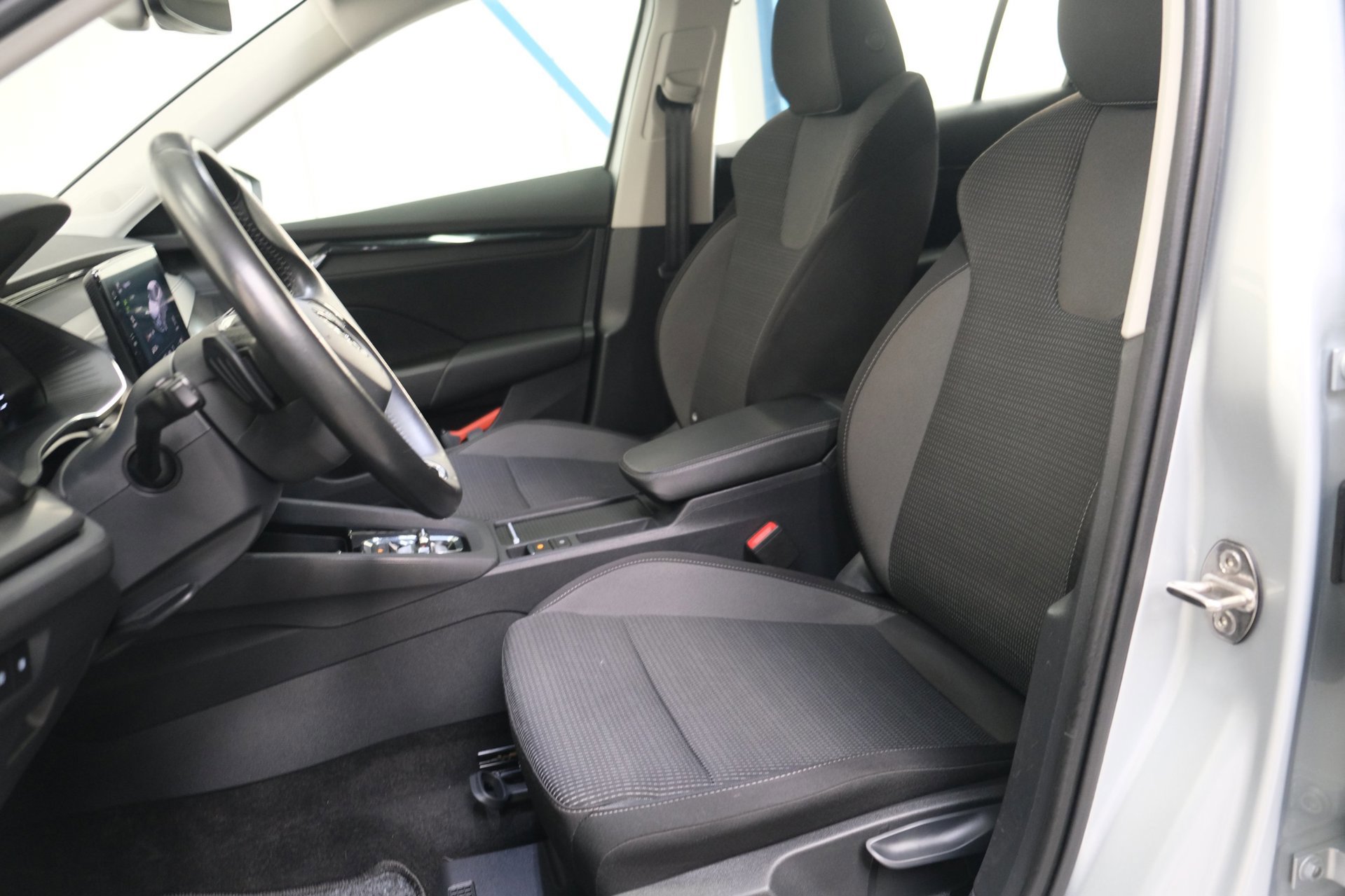 Skoda Octavia Combi 1.5 e-TSI Business Edition (2022), foto 16
