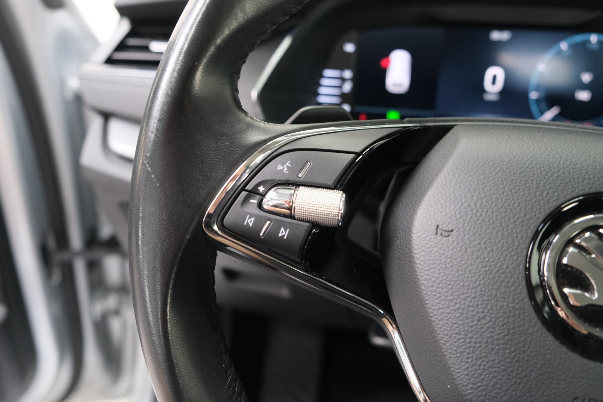 Skoda Octavia Combi 1.5 e-TSI Business Edition (2022), foto 31