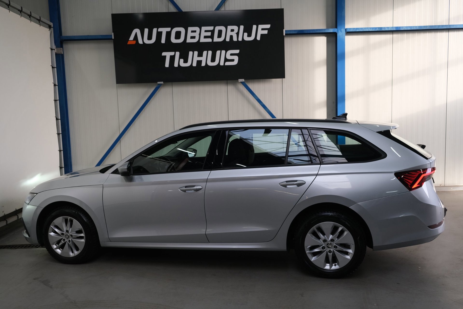 Skoda Octavia Combi 1.5 e-TSI Business Edition (2022), foto 5