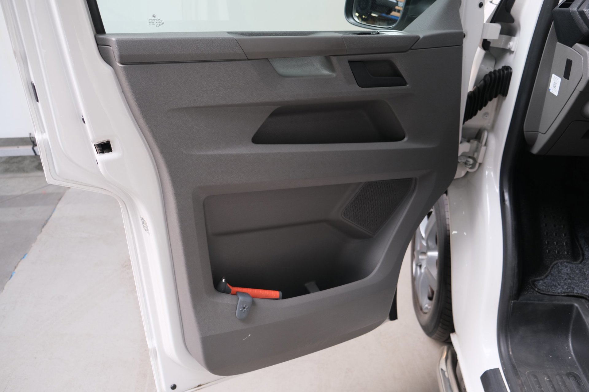 Volkswagen Transporter 2.0 TDI L1H1 26 (2021), foto 12