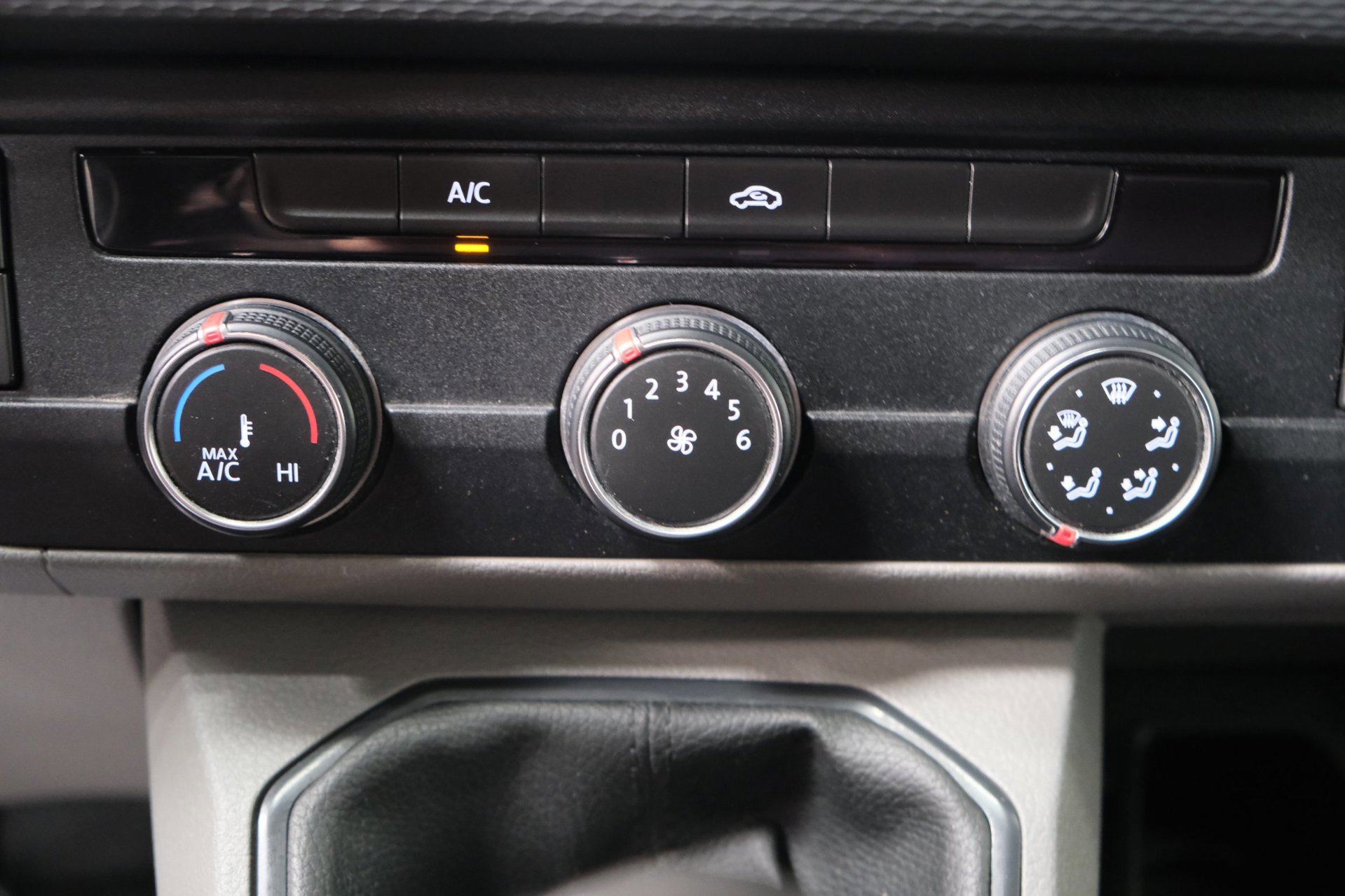 Volkswagen Transporter 2.0 TDI L1H1 26 (2021), foto 19