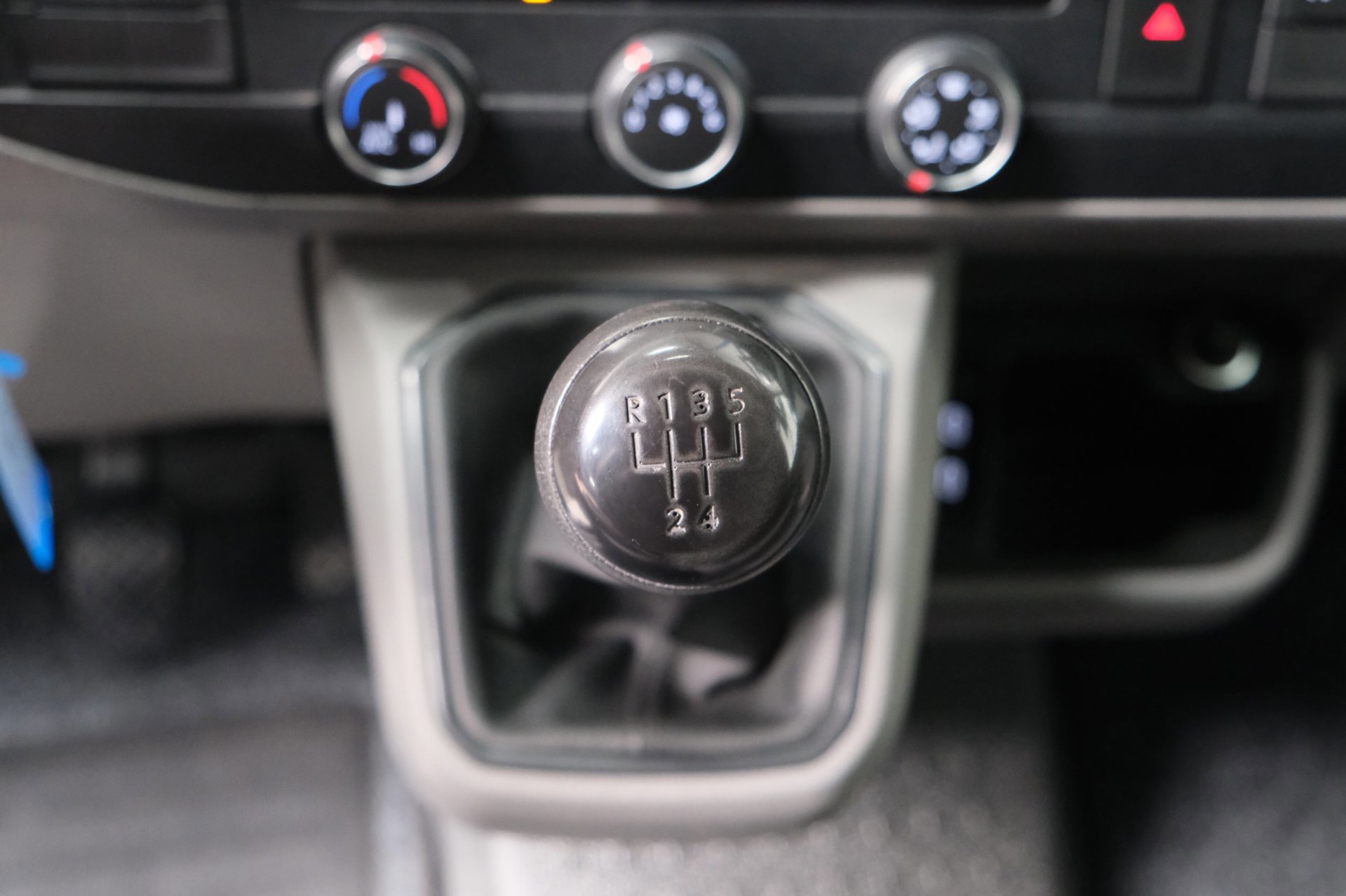 Volkswagen Transporter 2.0 TDI L1H1 26 (2021), foto 20