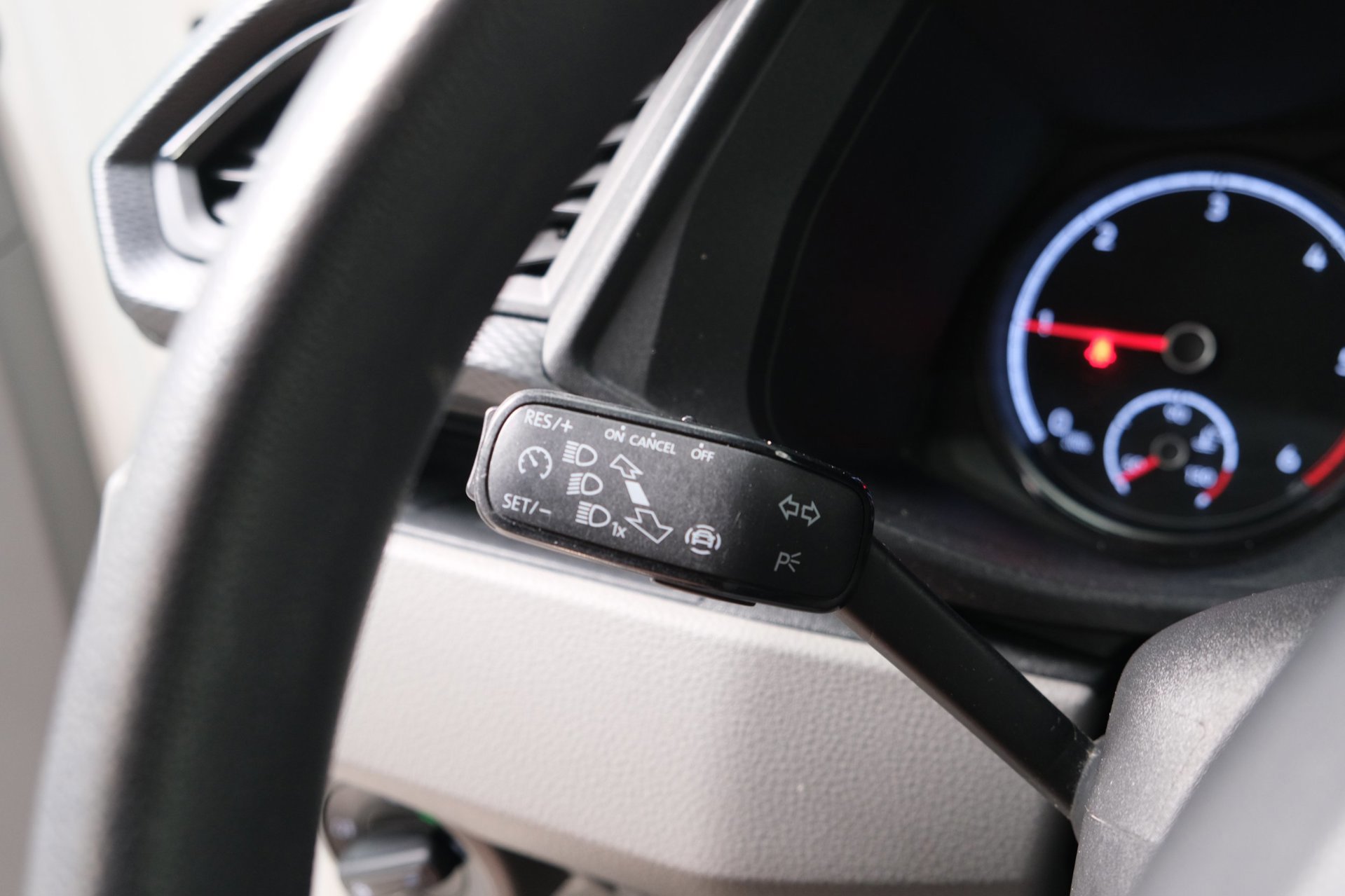 Volkswagen Transporter 2.0 TDI L1H1 26 (2021), foto 21