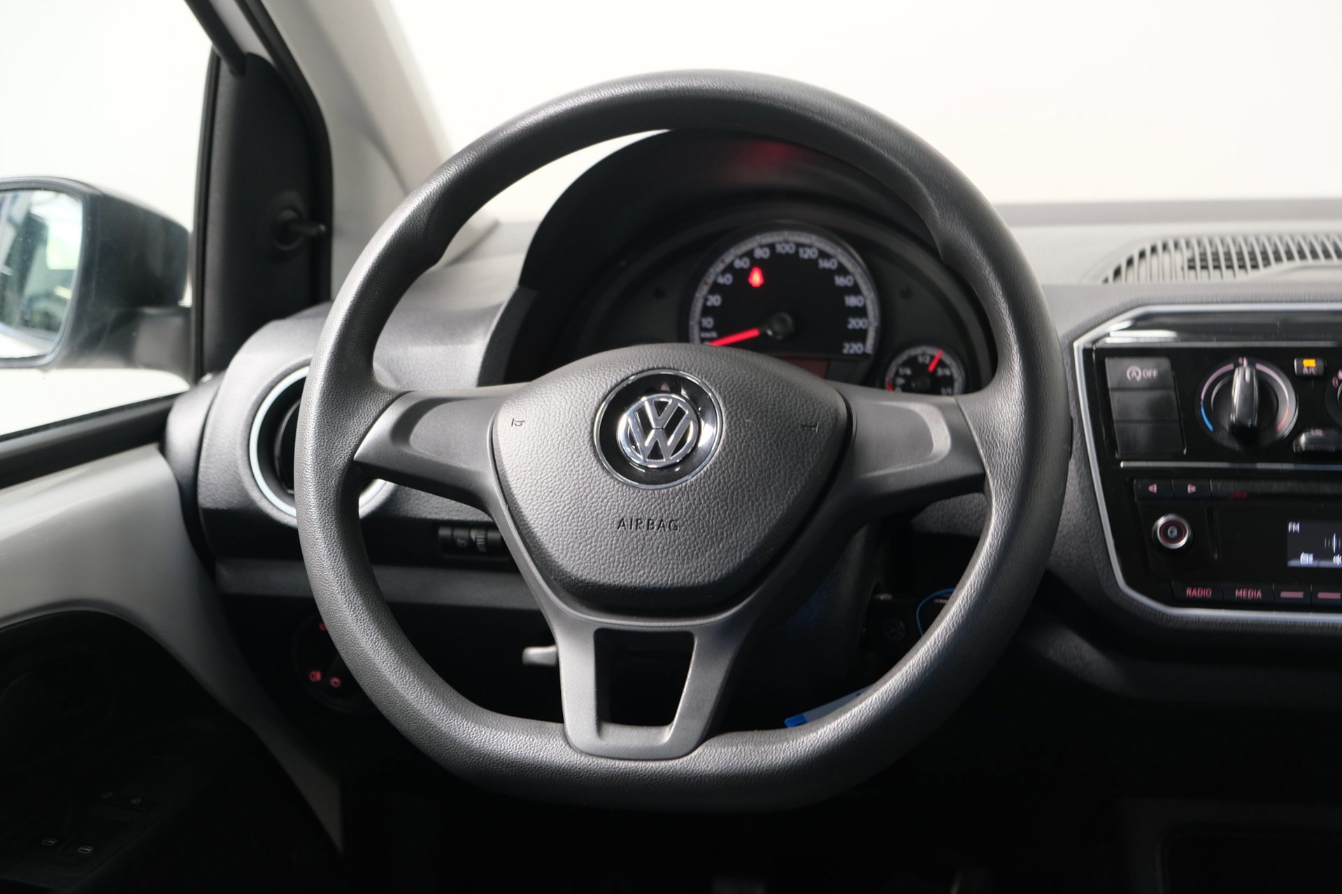 Volkswagen Up! 1.0 BMT (2019), foto 15
