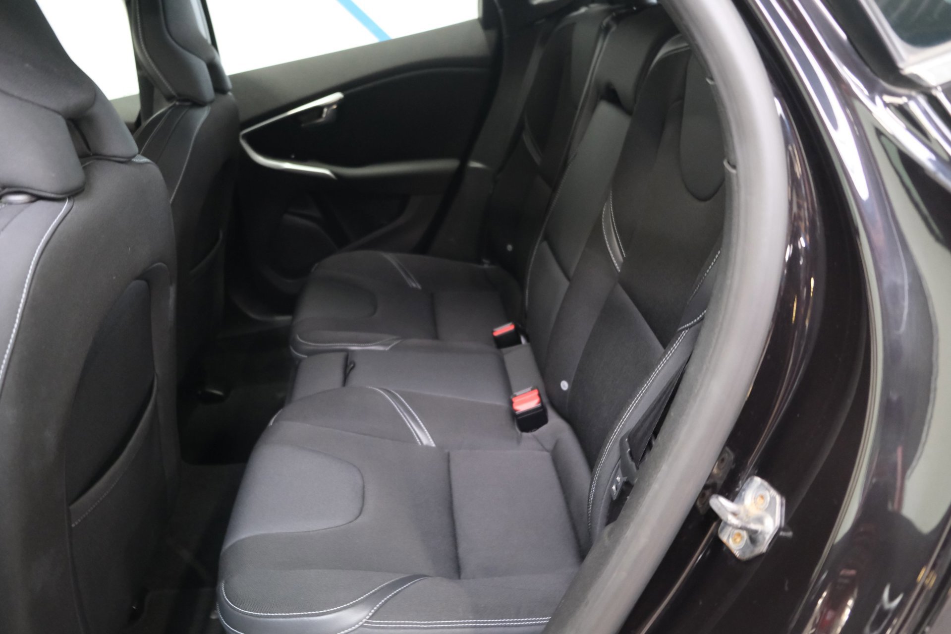 Volvo V40 2.0 T3 Nordic (2016), foto 16
