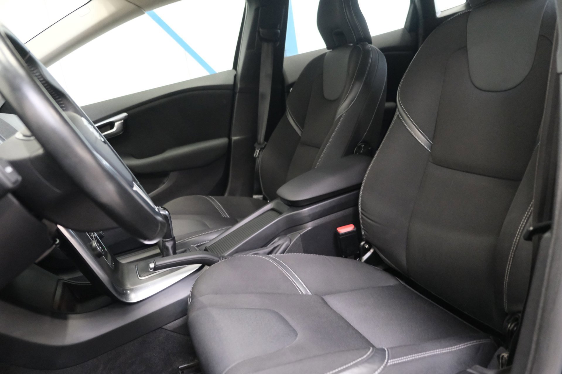 Volvo V40 2.0 T3 Nordic (2016), foto 20