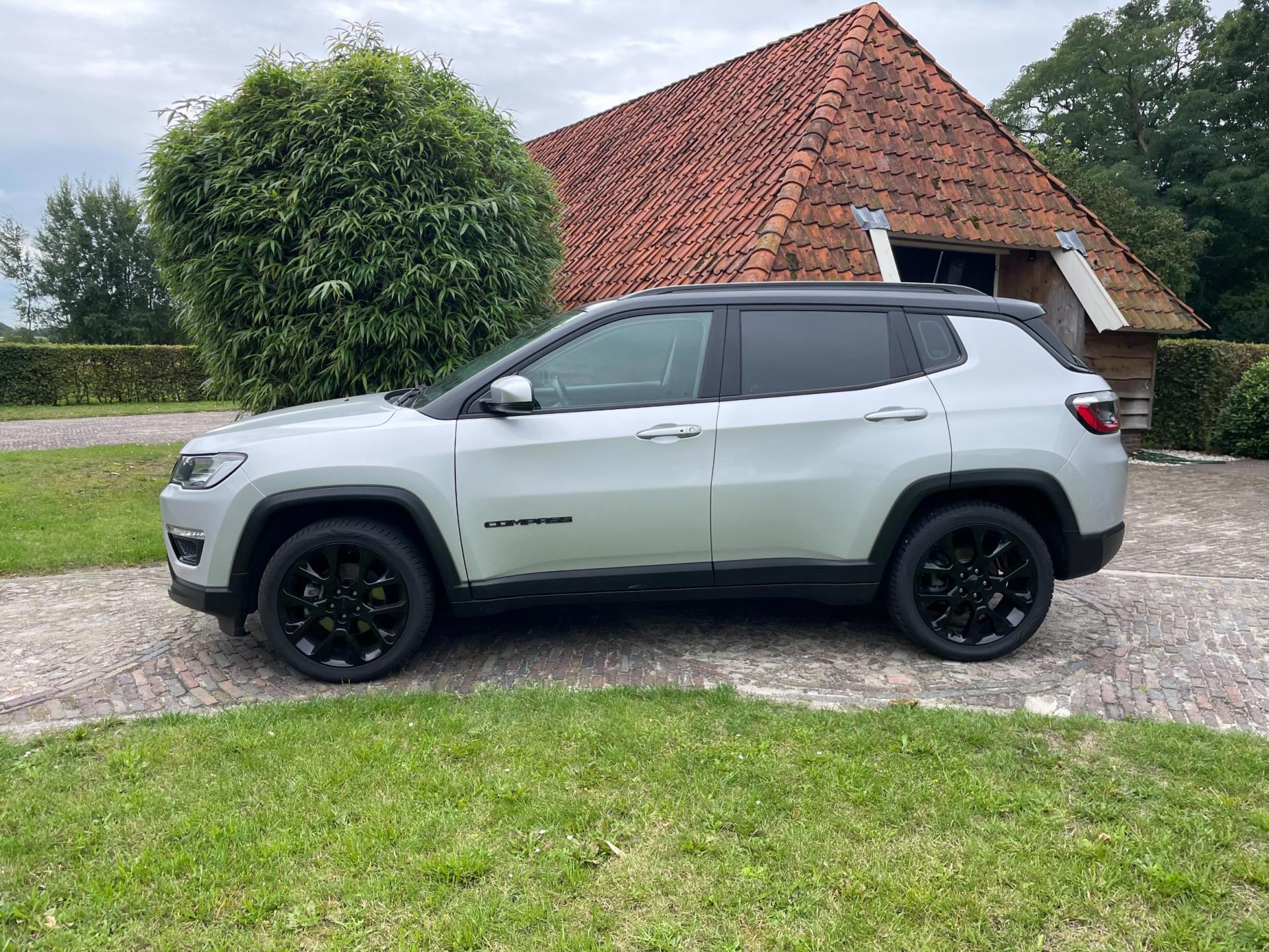 Jeep Compass 1.3T Night Eagle Liberty Edition (2021), foto 4