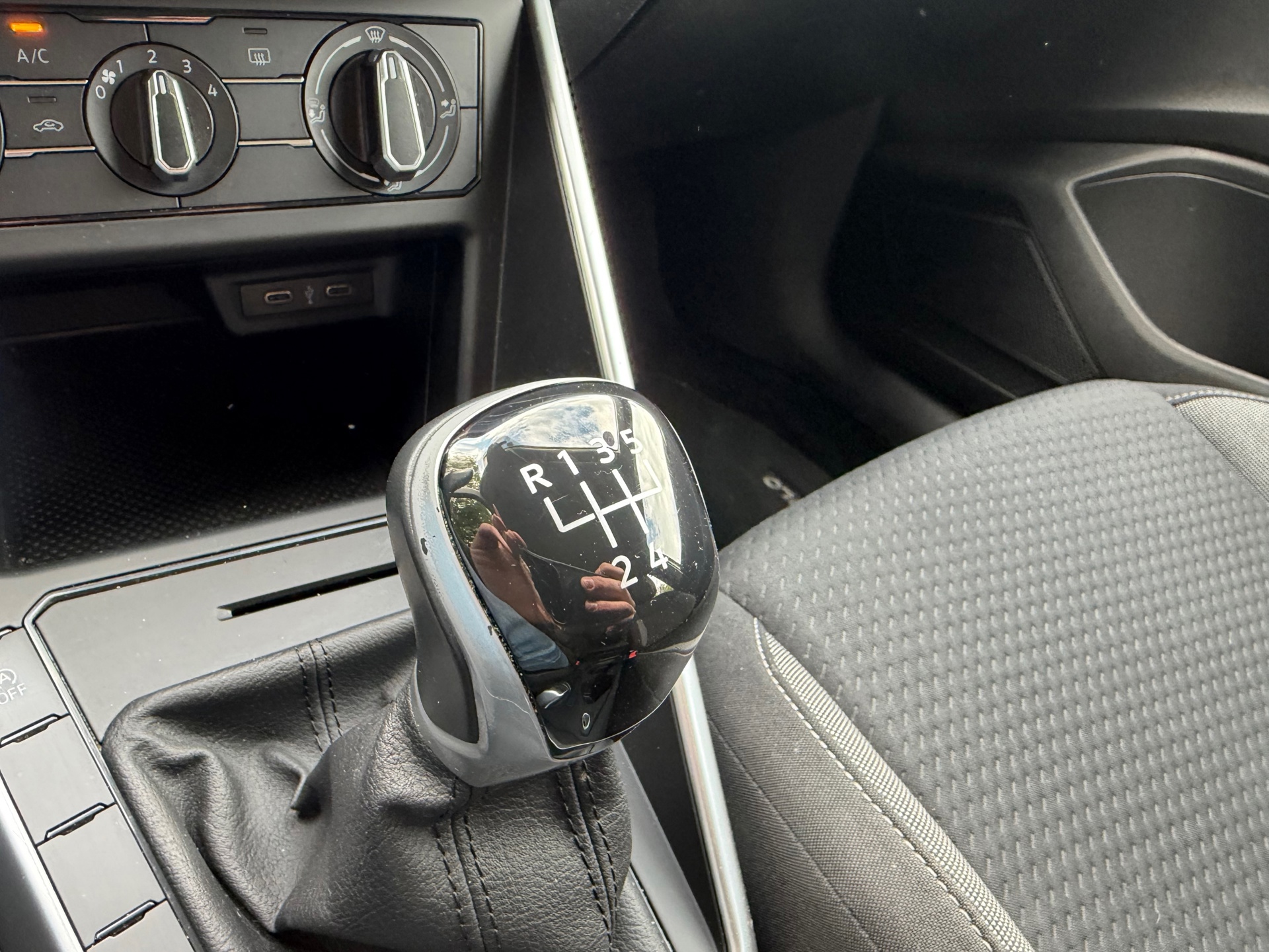 Volkswagen Polo 1.0 TSI Life (2022), foto 23
