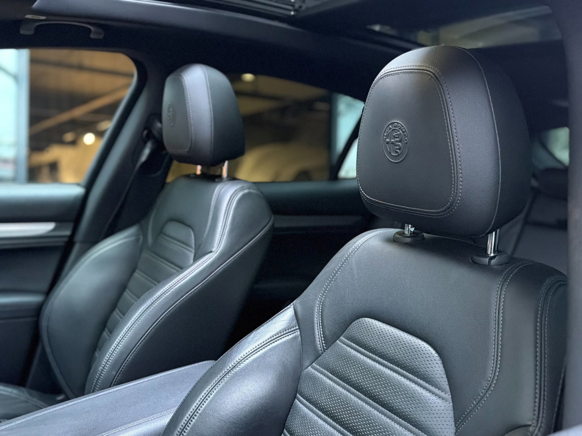 Alfa Romeo Stelvio 2.0 T AWD Special Edition (2018), foto 18