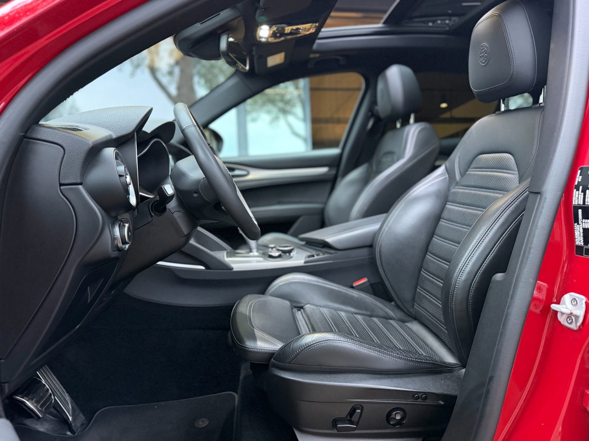 Alfa Romeo Stelvio 2.0 T AWD Special Edition (2018), foto 26