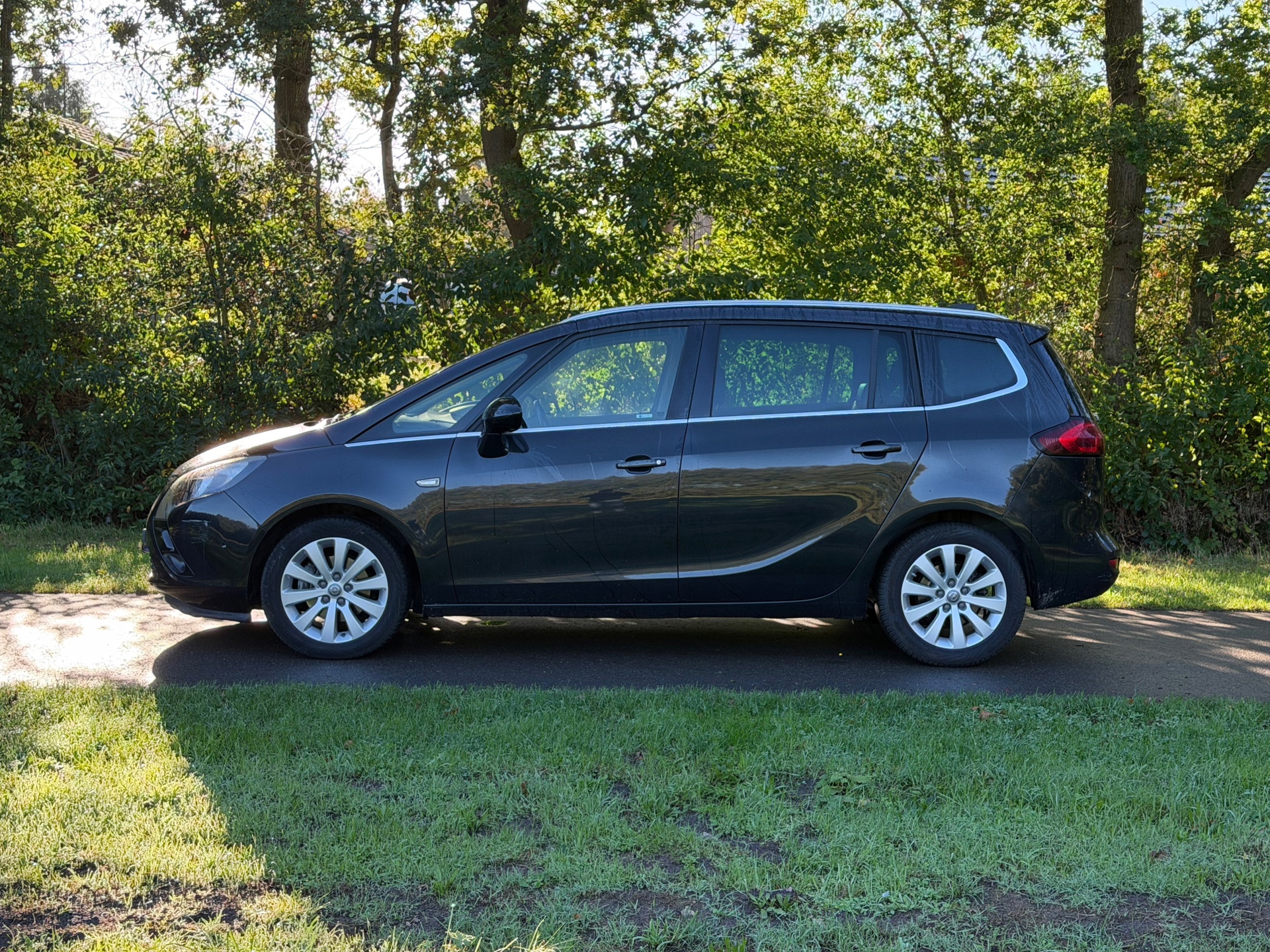 Opel Zafira Tourer 1.4 Innovation (2016), foto 2