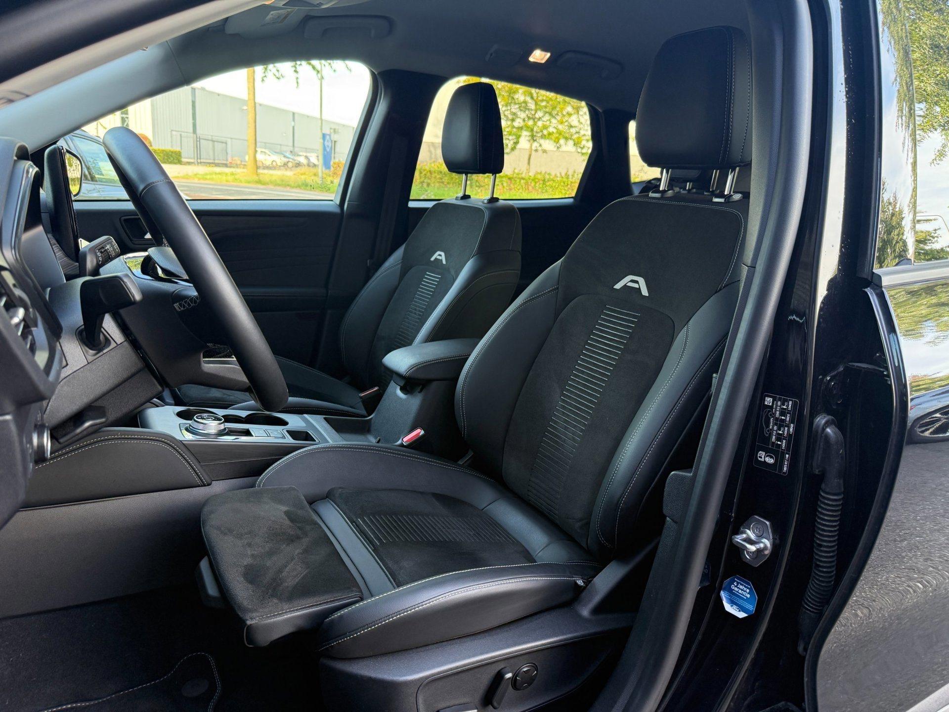 Ford Kuga 2.5 243pk PHEV Active X (2025), foto 10