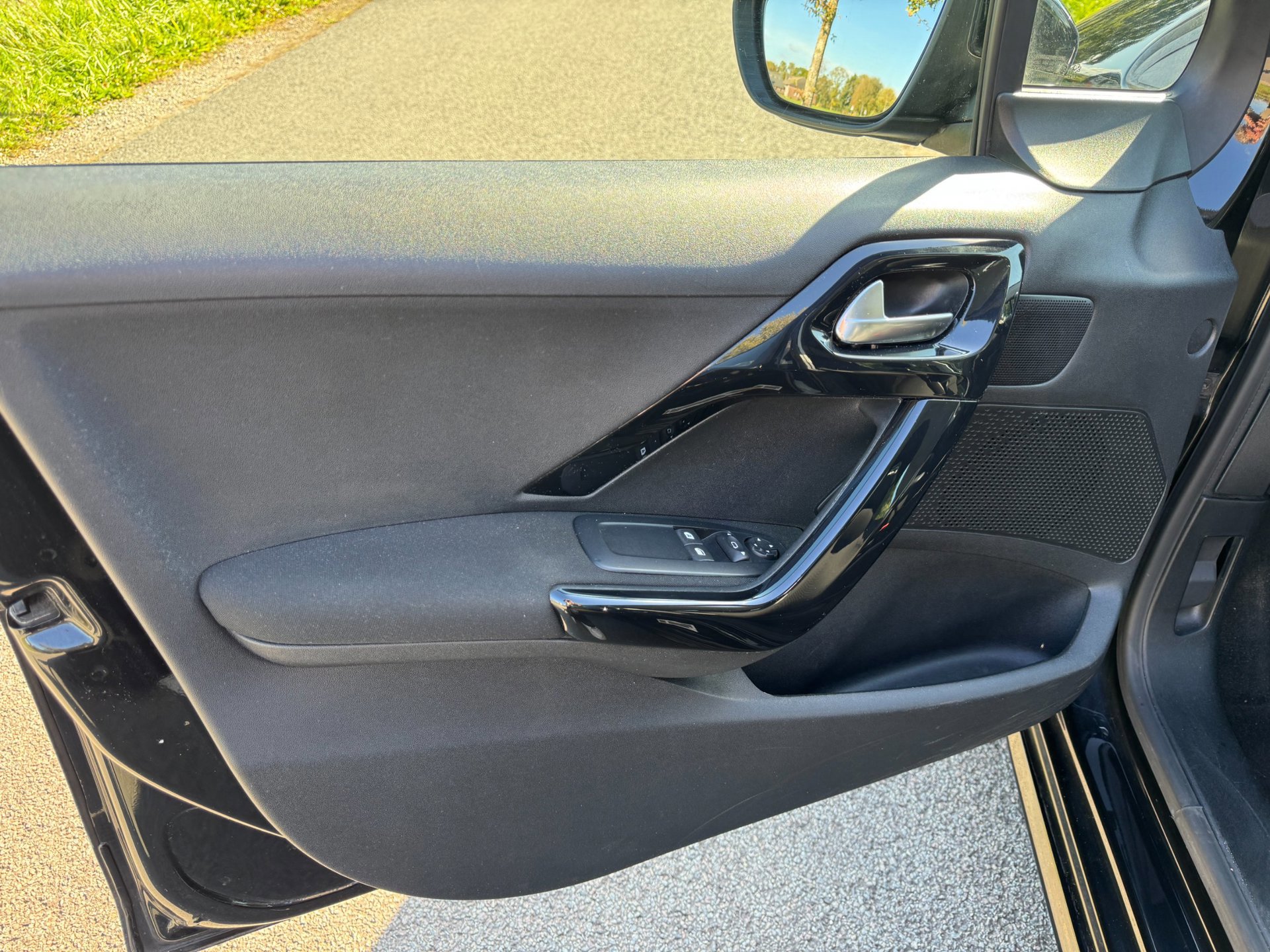 Peugeot 208 1.2 PureTech Blue Lion top (2017), foto 11