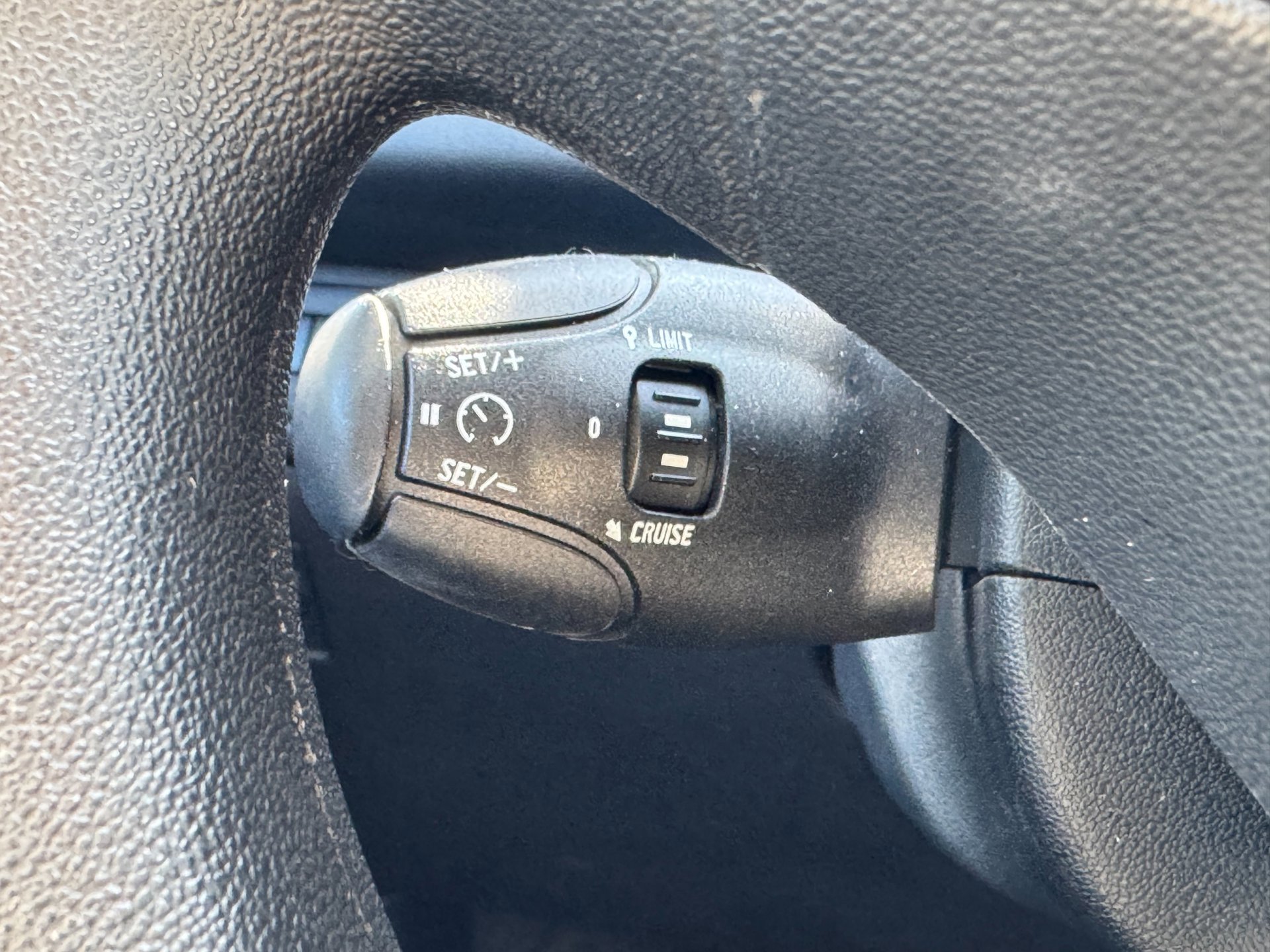 Peugeot 208 1.2 PureTech Blue Lion top (2017), foto 15