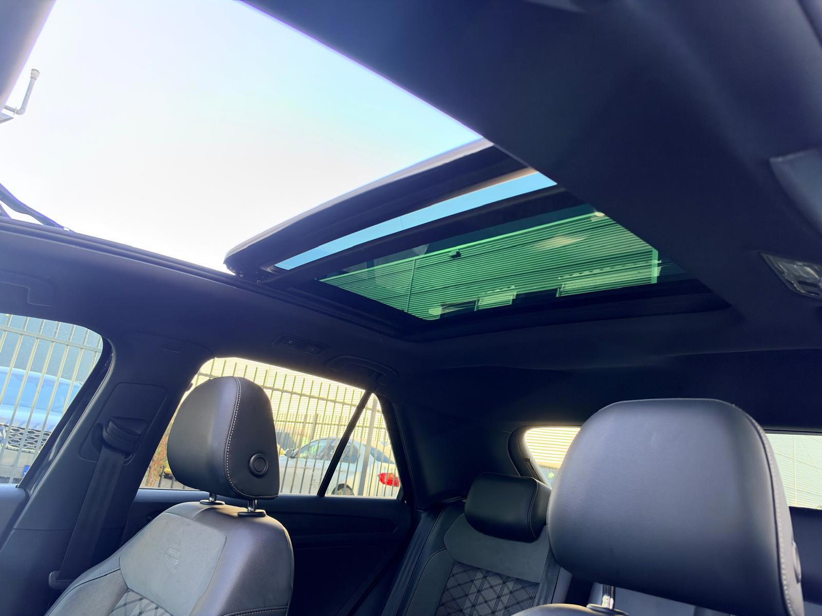Volkswagen T-ROC 1.5 TSI R-Line Business (2022), foto 13
