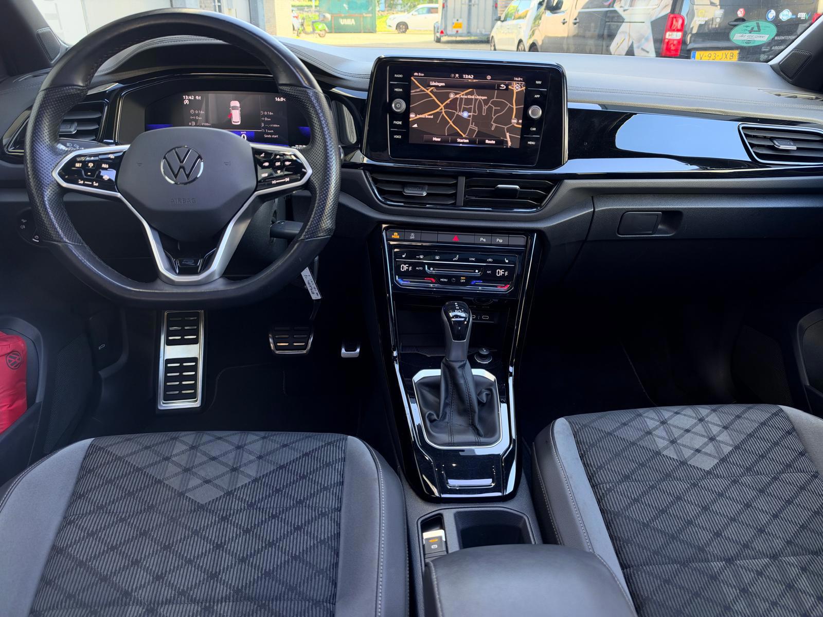 Volkswagen T-ROC 1.5 TSI R-Line Business (2022), foto 9