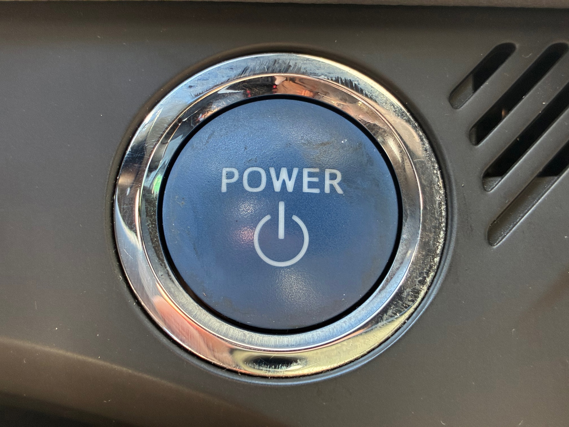 Toyota Yaris 1.5 Hybrid Dynamic Bi-Tone (2016), foto 22