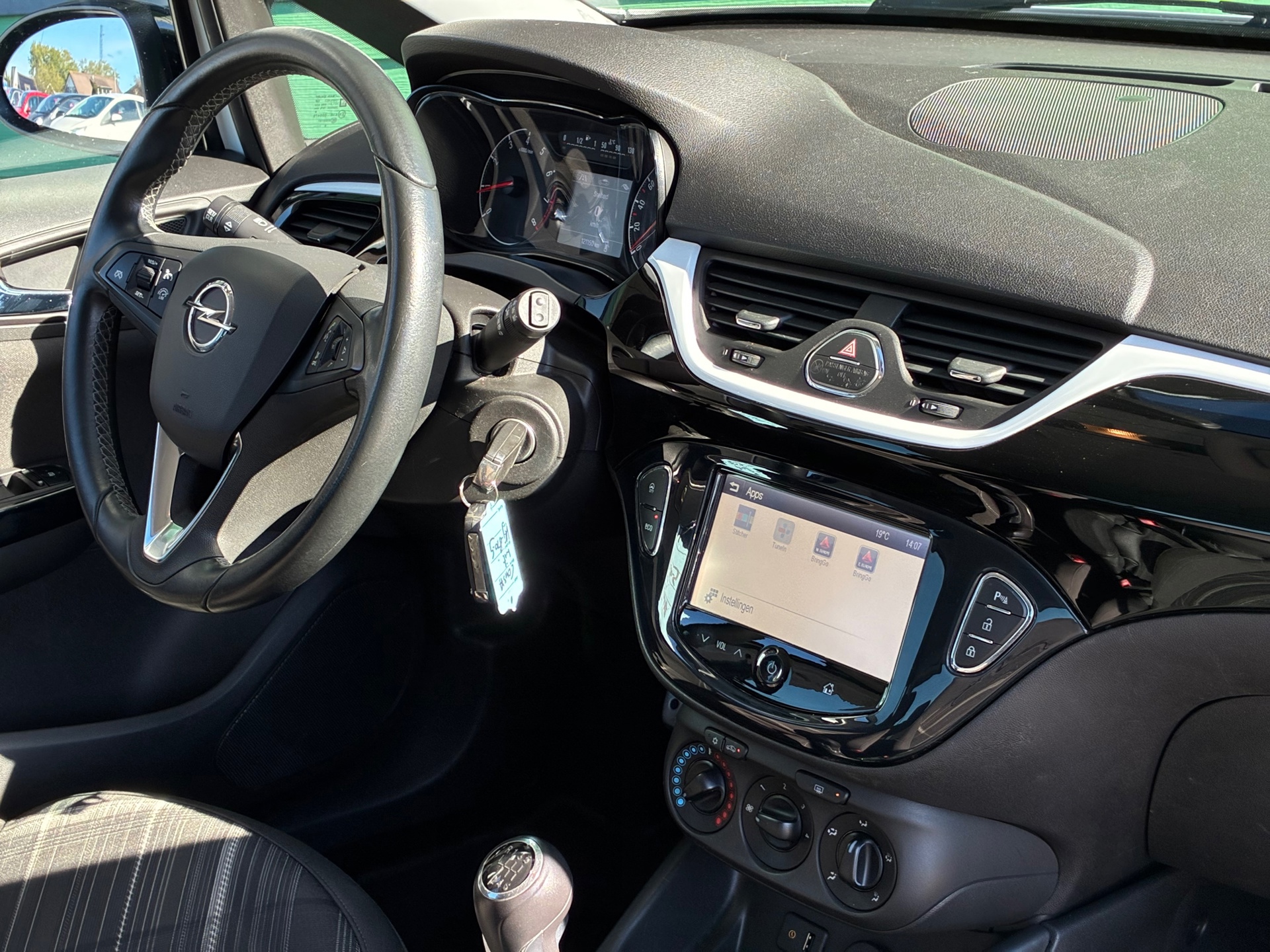 Opel Corsa 1.0 Turbo Color Edition (2016), foto 11