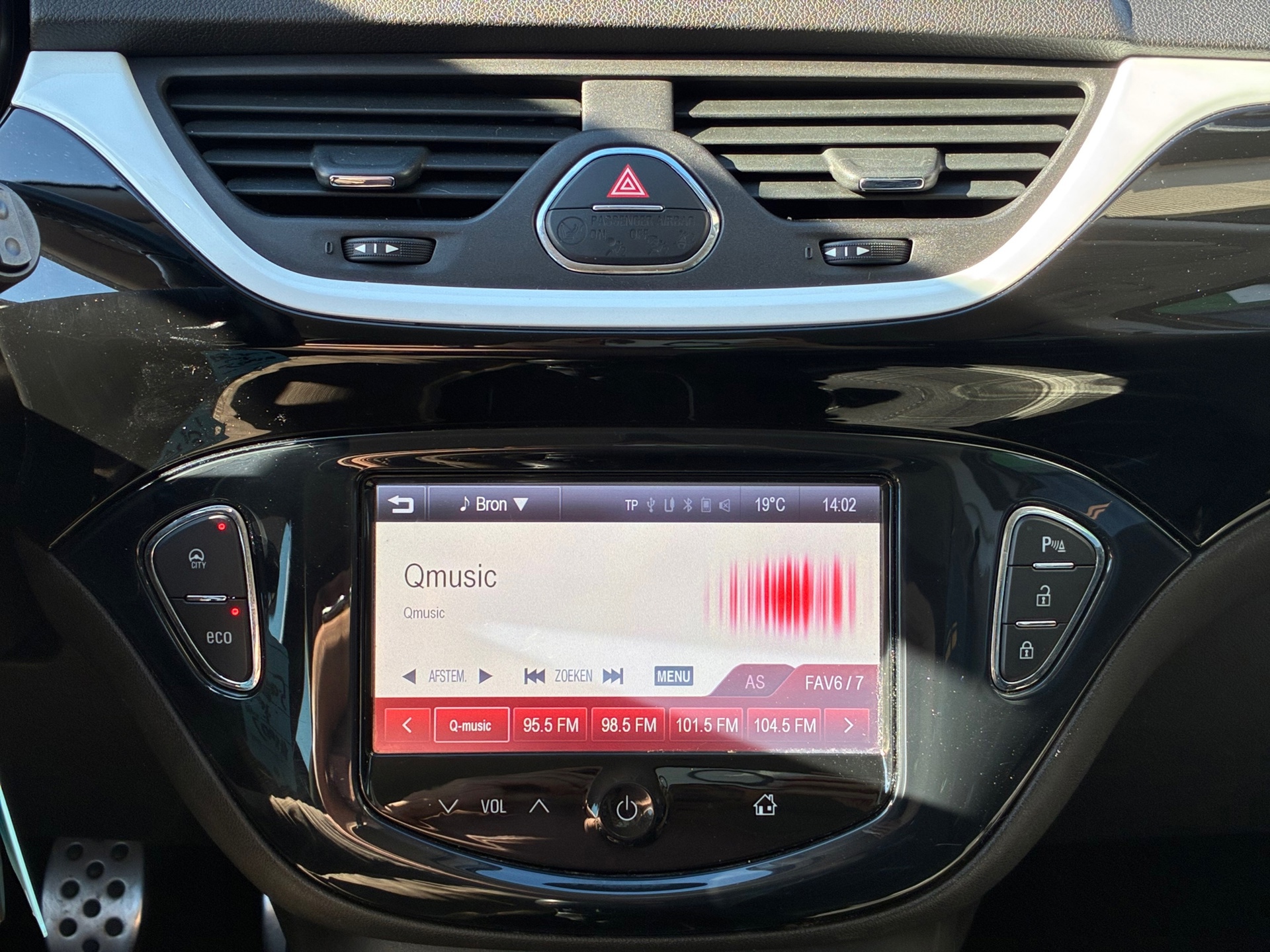 Opel Corsa 1.0 Turbo Color Edition (2016), foto 17