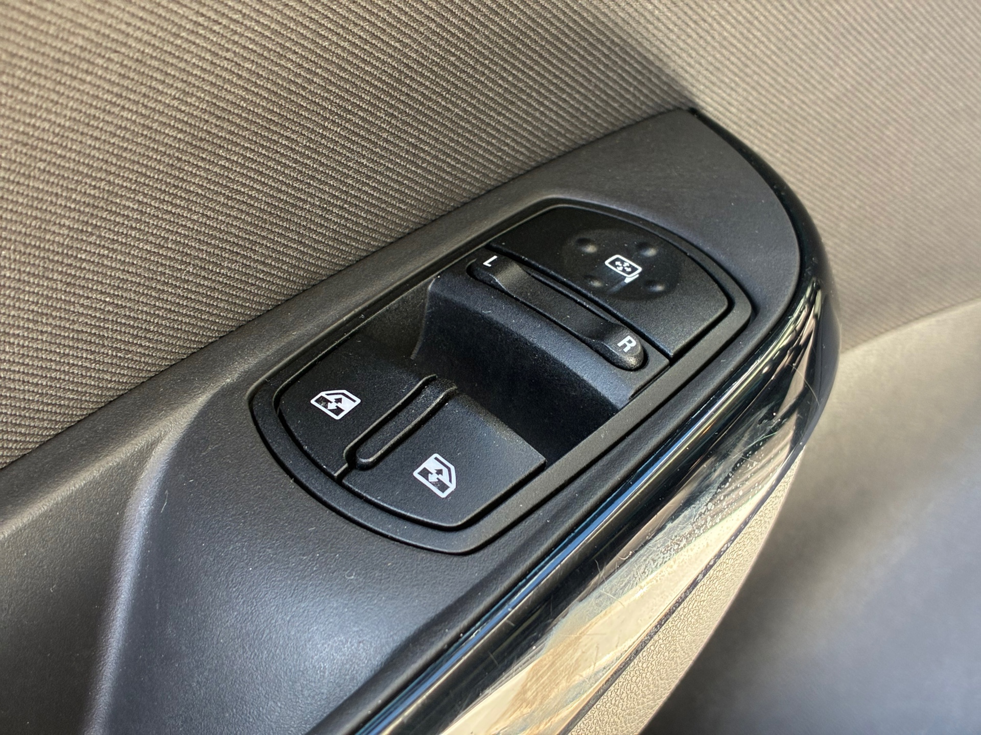 Opel Corsa 1.0 Turbo Color Edition (2016), foto 20