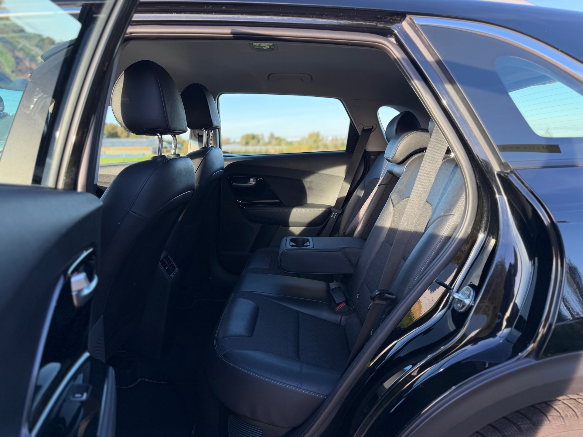 Kia Niro 1.6 GDi Hybrid DynamicLine (2022), foto 22