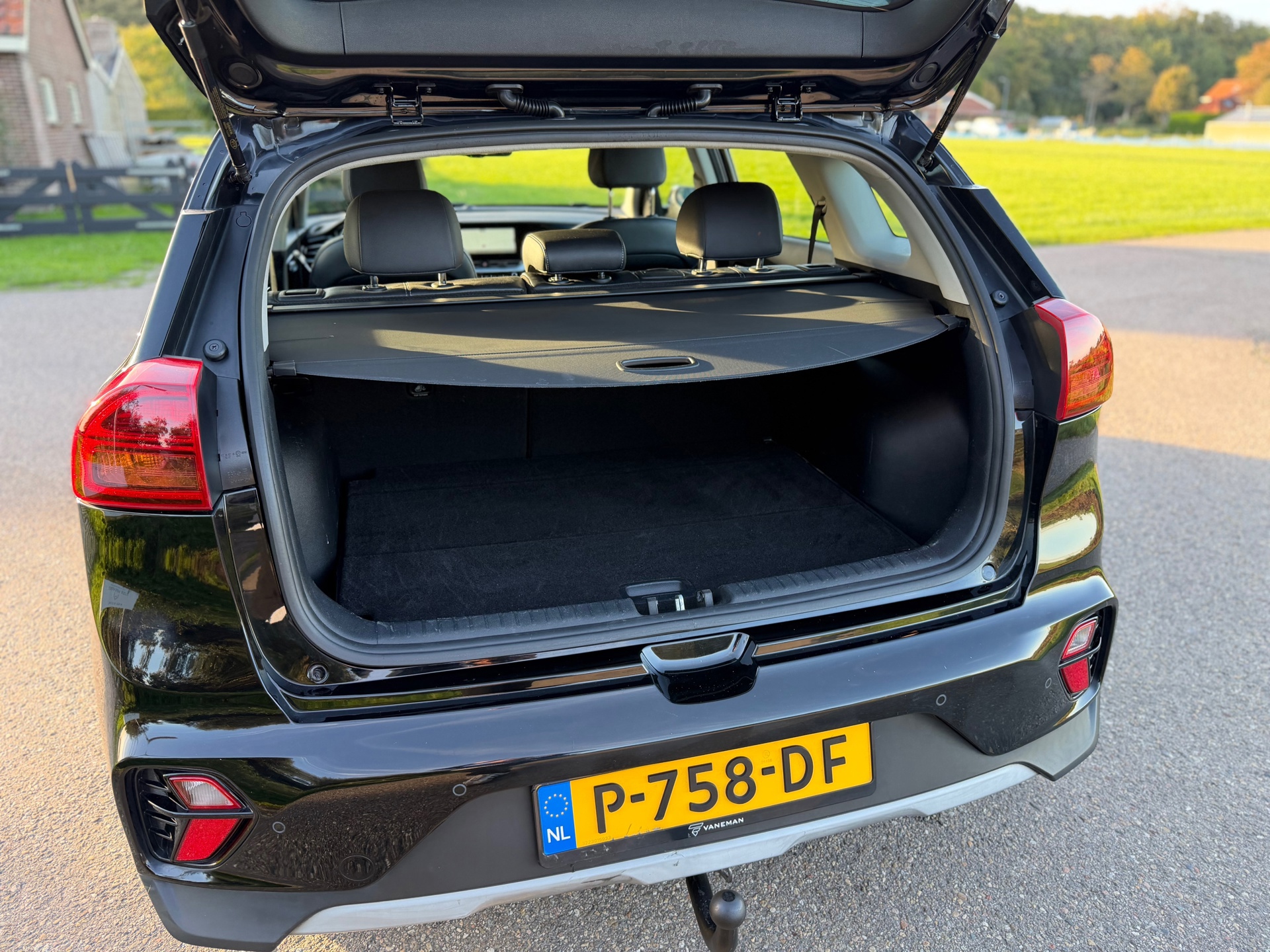 Kia Niro 1.6 GDi Hybrid DynamicLine (2022), foto 24