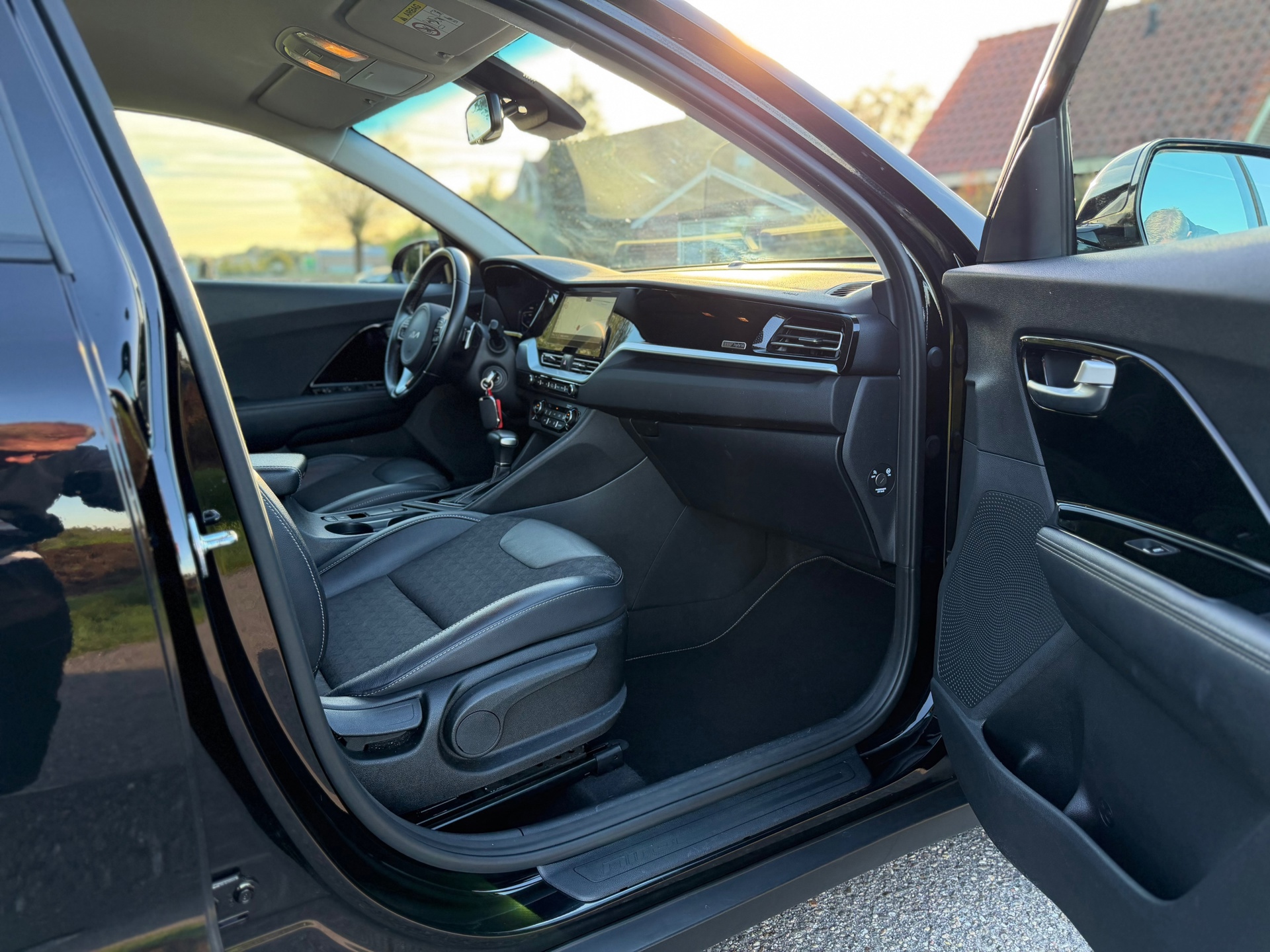 Kia Niro 1.6 GDi Hybrid DynamicLine (2022), foto 25